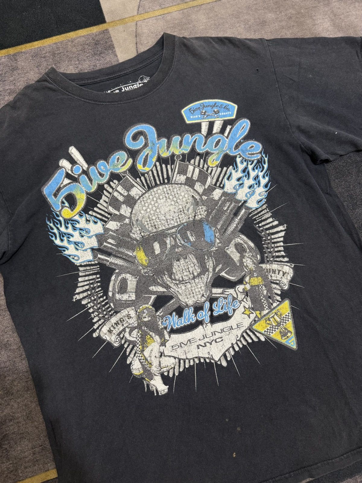 Vintage 5IVE JUNGGEL SKULL ART TSHIRT Size US XL / EU 56 / 4 - 2 Thumbnail