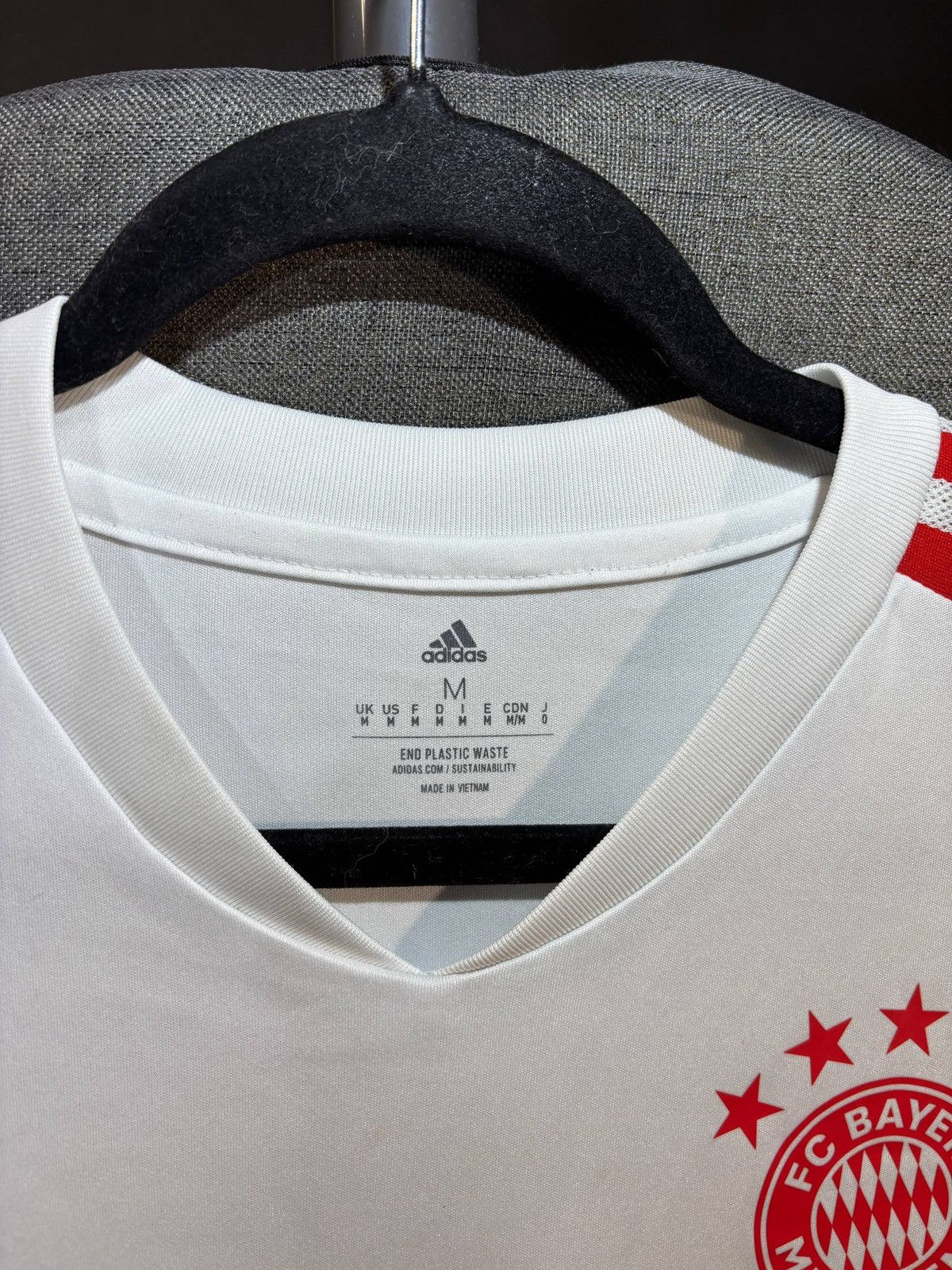 Adidas Adidas FC Bayern Munchen soccer jersey Size:M Size US M / EU 48-50 / 2 - 7 Thumbnail