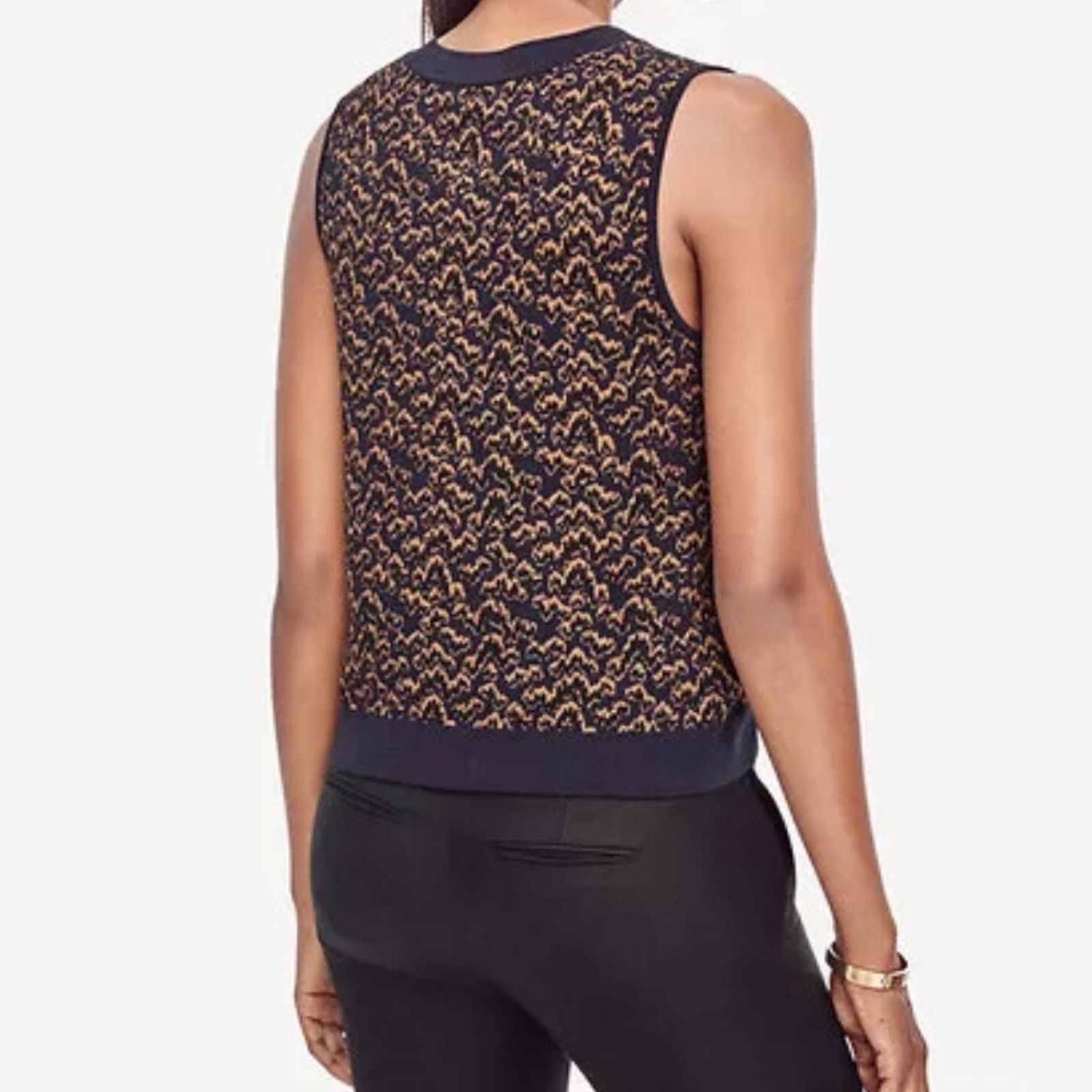 Ann Taylor ANN TAYLOR Cashmere Wool Blend Sleeveless Sweater Vest Size M / US 6-8 / IT 42-44 - 2 Thumbnail