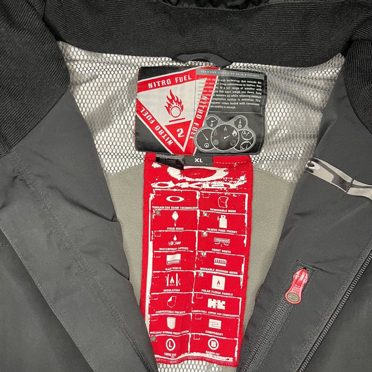Oakley 2006 Oakley Nitrofuel 2 Technical Ventilated Jacket Size US XL / EU 56 / 4 - 9 Thumbnail
