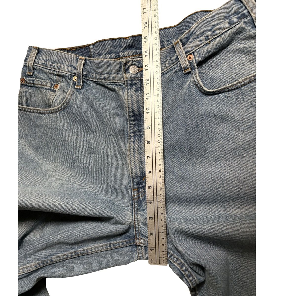 Levi's Vintage Levi's 550 Jeans Mens 38x30 Light Wash Blue Relaxed Size US 38 / EU 54 - 6 Thumbnail
