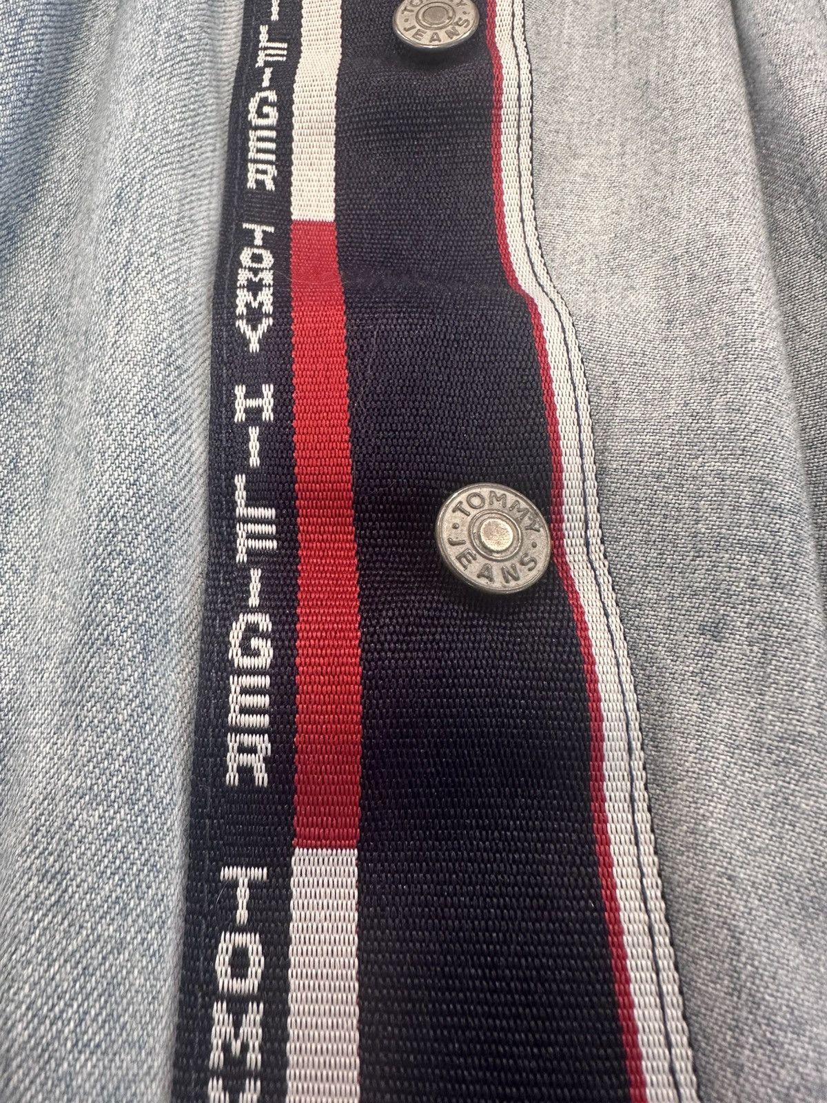 Tommy Hilfiger × Vintage Tommy Hilfiger Jean Jacket Size US M / EU 48-50 / 2 - 7 Thumbnail