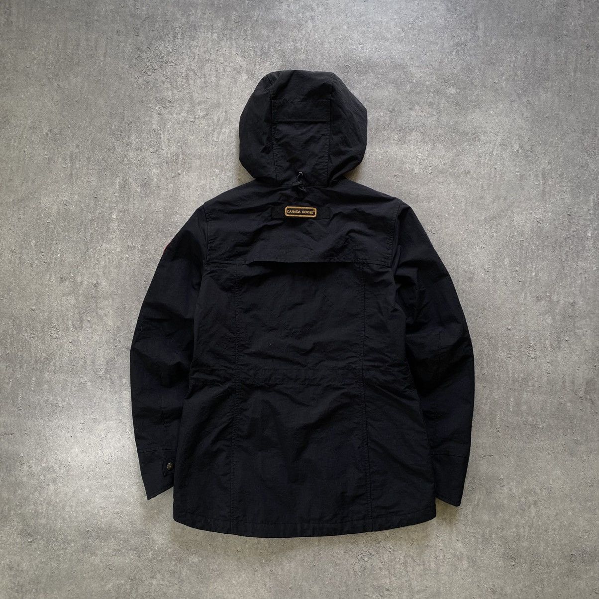 Canada Goose Canada Goose Reid Utility Women’s Rain Jacket Size M / US 6-8 / IT 42-44 - 2 Thumbnail