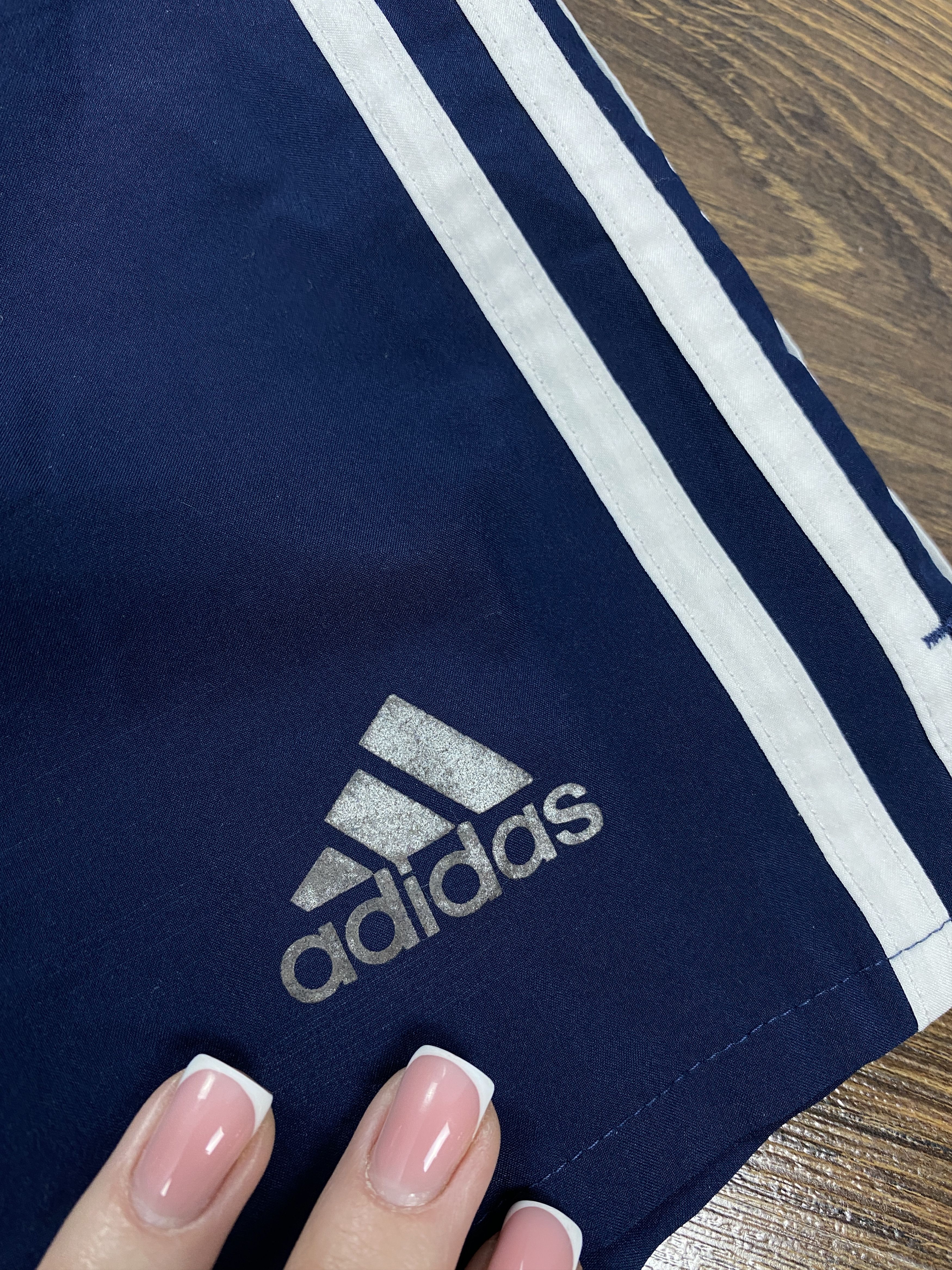 Adidas Adidas Vintage Mens Shorts Y2K Size US 32 / EU 48 - 3 Thumbnail