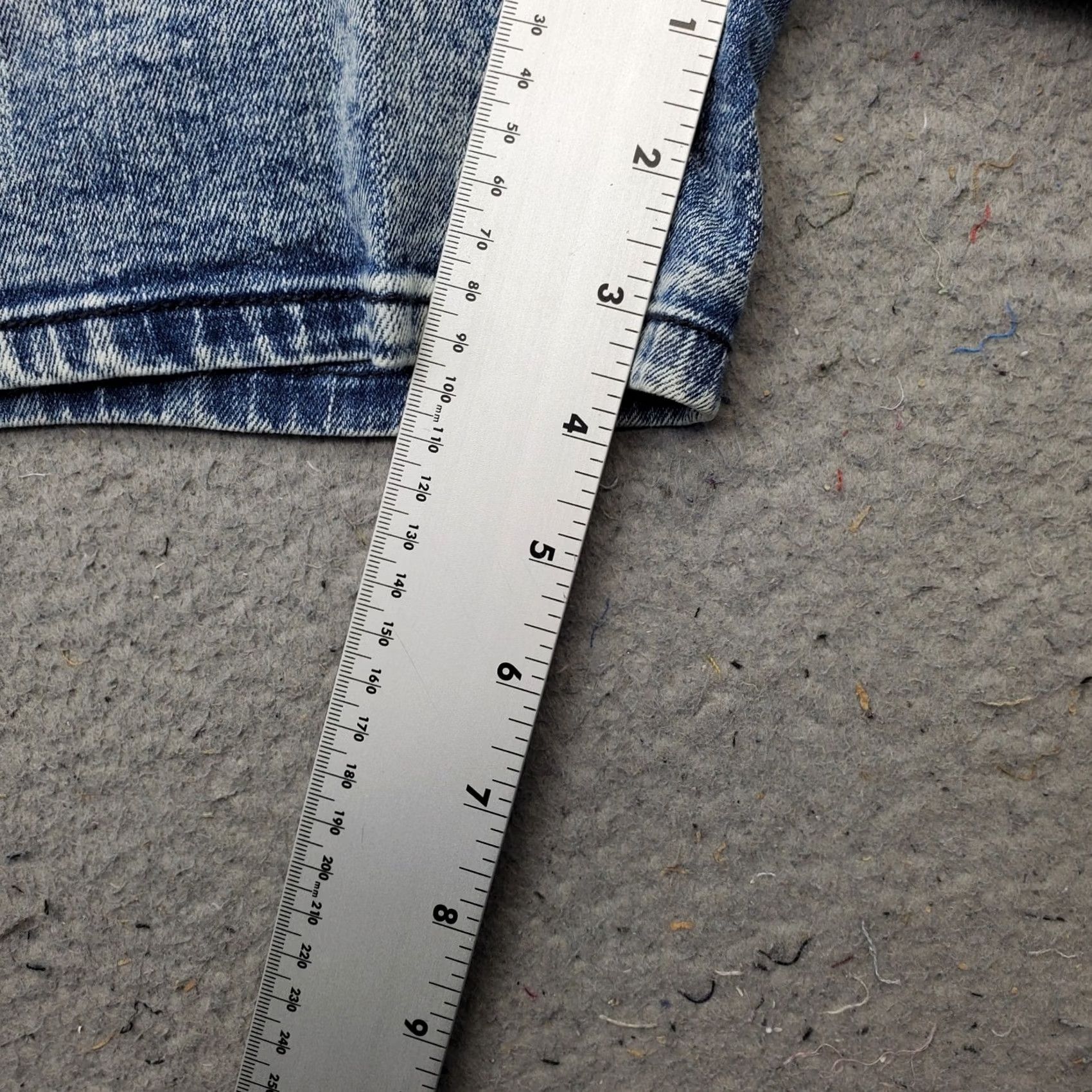 Vintage New York & Company Montauk Jean Shorts Womens Size 6 Blue Denim Stretch Lower Waist Casual Summer 5-Pocket Womens Size 28" / US 6 / IT 42 - 4 Thumbnail