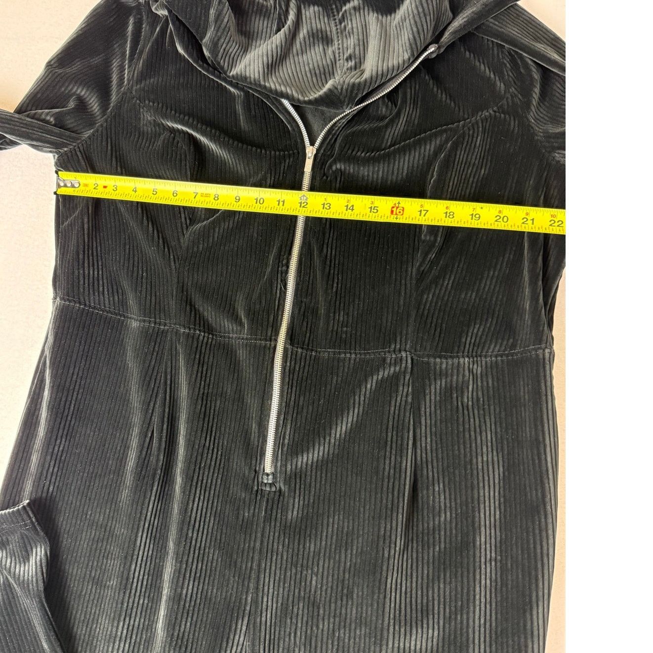 Fabletics Fabletics 3XL Romper - Pre-Owned, Comfy! Size 33" - 5 Thumbnail