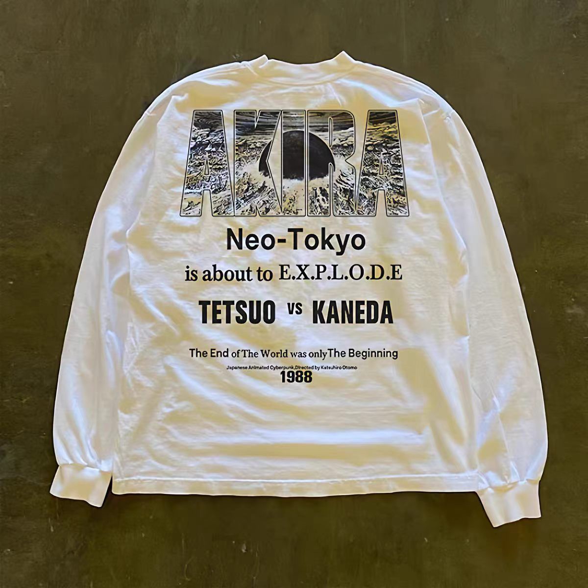Vintage White Casual Retro Long-Sleeve T-Shirt with Monster Print Size US M / EU 48-50 / 2 - 2 Thumbnail