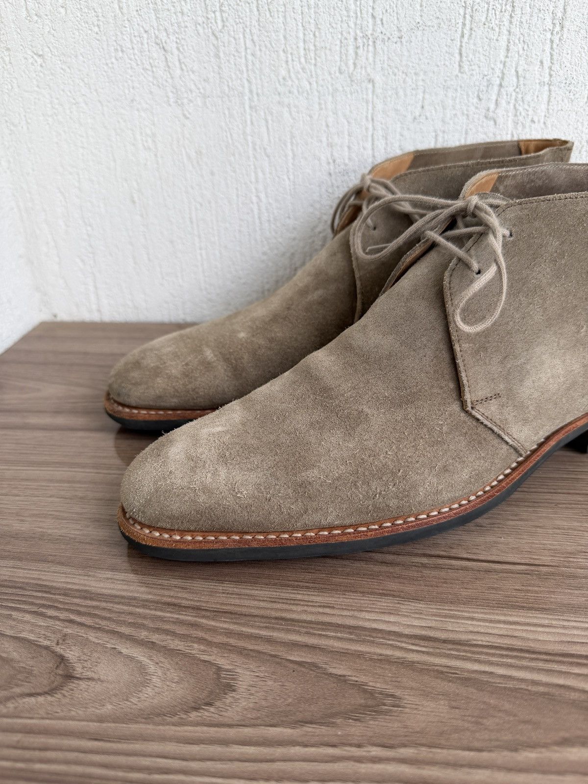 Crockett & Jones Hartland suede chukka boots Size US 9 / EU 42 - 3 Thumbnail