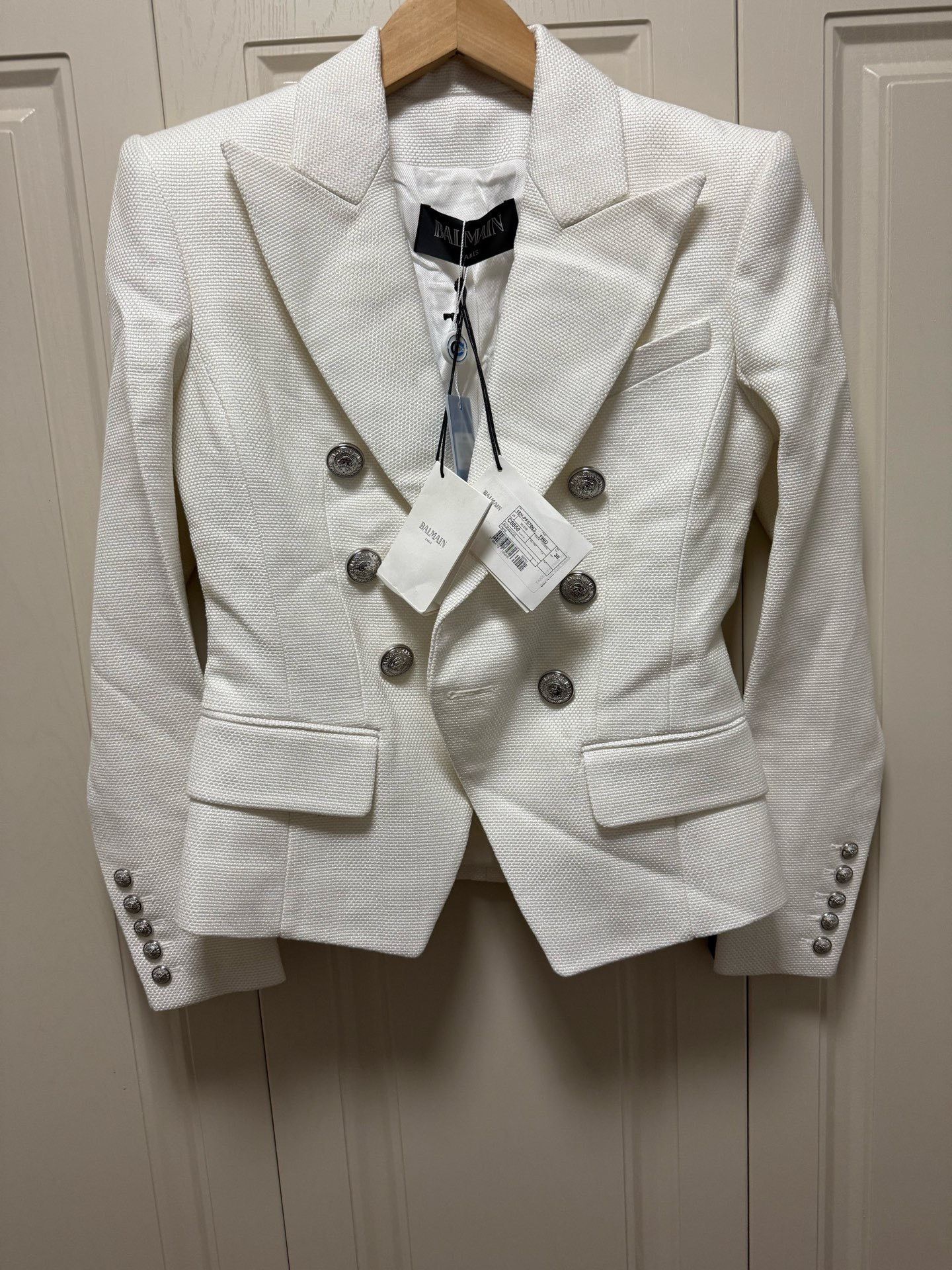 Balmain Balmain Classic White Double-Breasted Blazer Size S / US 4 / IT 40 - 1 Thumbnail