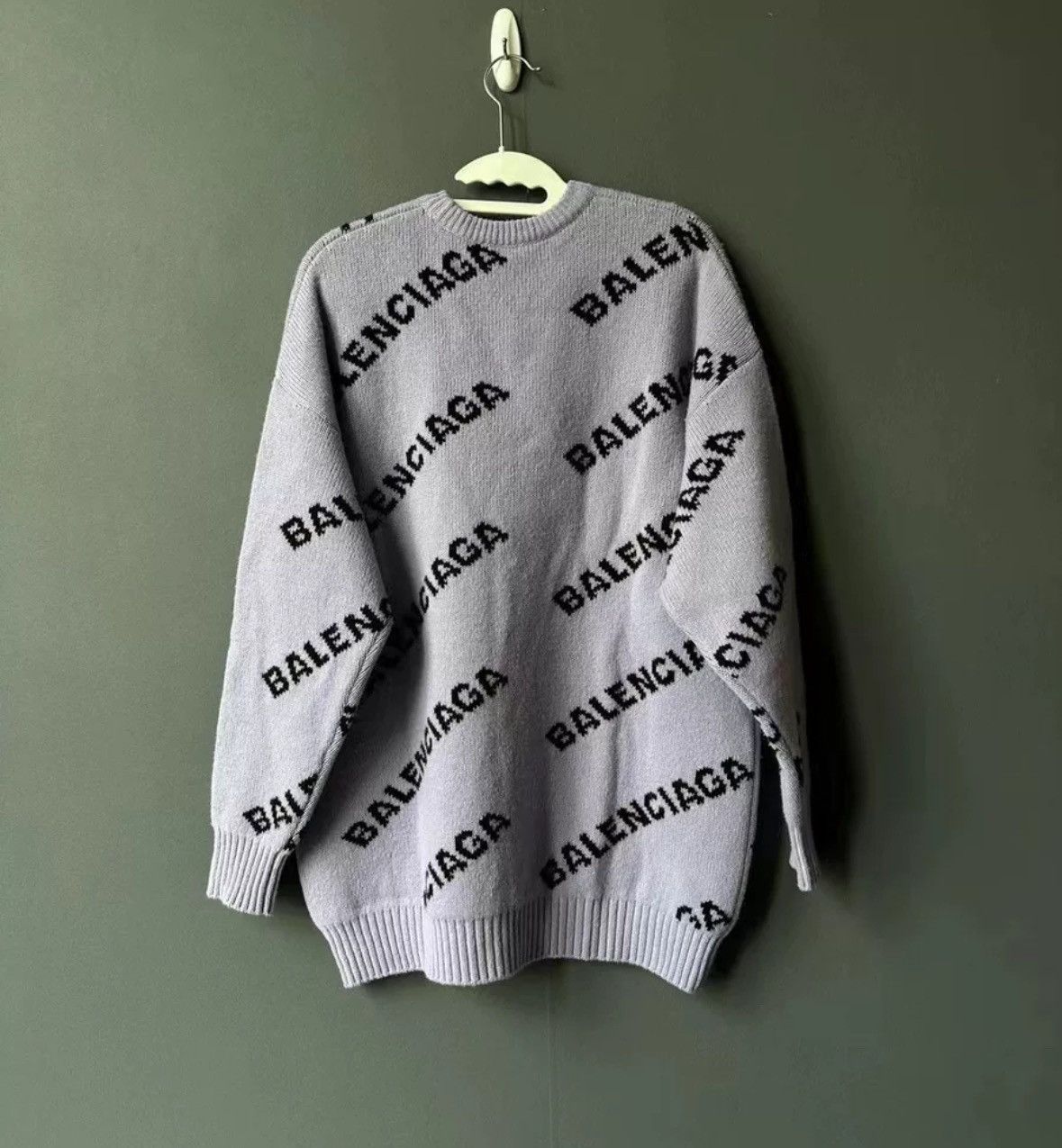 Balenciaga Balenciaga taro purple bullet screen sweater2412-Nextarrow Size US S / EU 44-46 / 1 - 2 Thumbnail