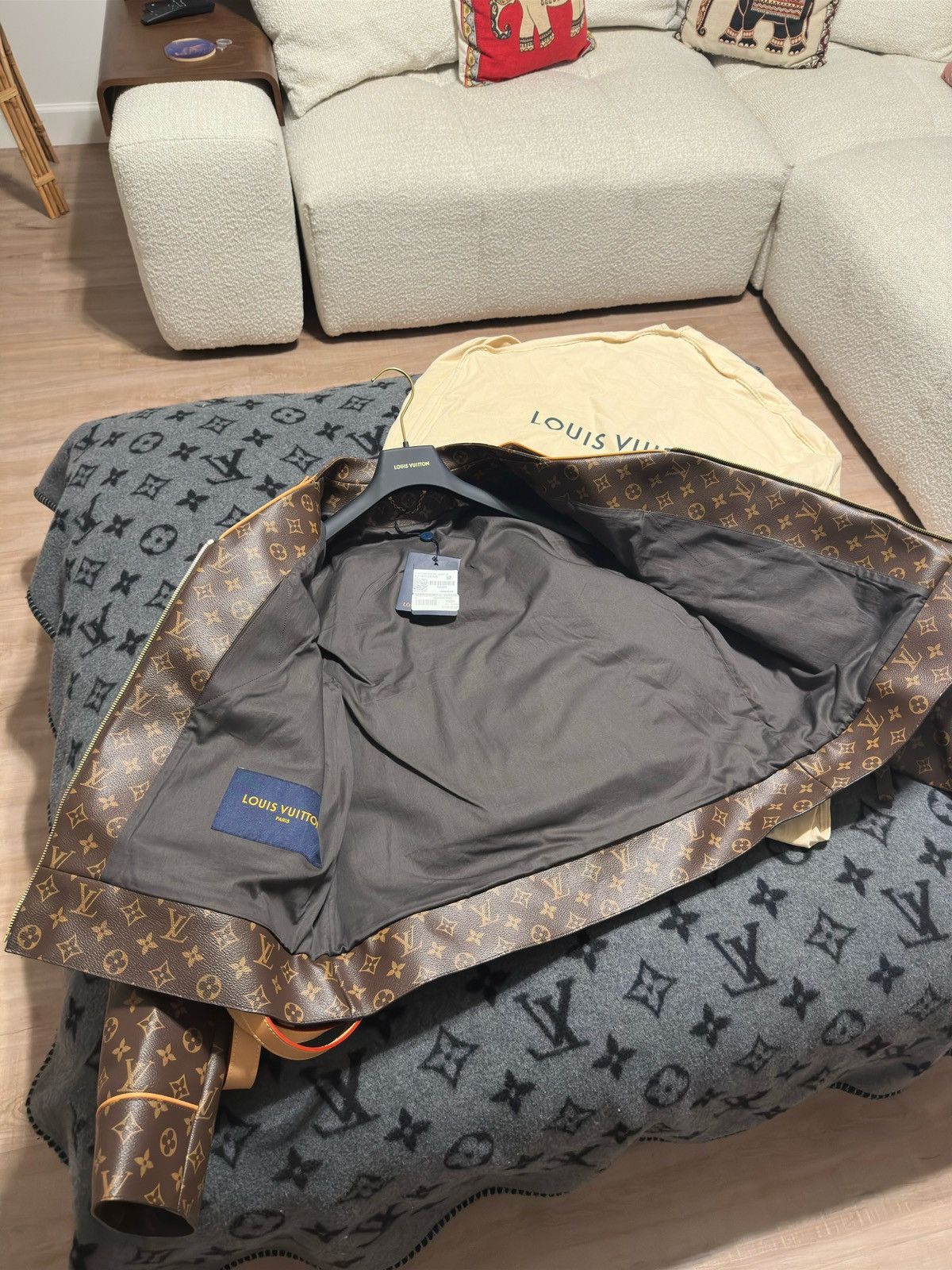 Louis Vuitton Louis Vuitton Admiral Monogram Jacket Virgil Abloh FW 2019 Size US L / EU 52-54 / 3 - 3 Thumbnail