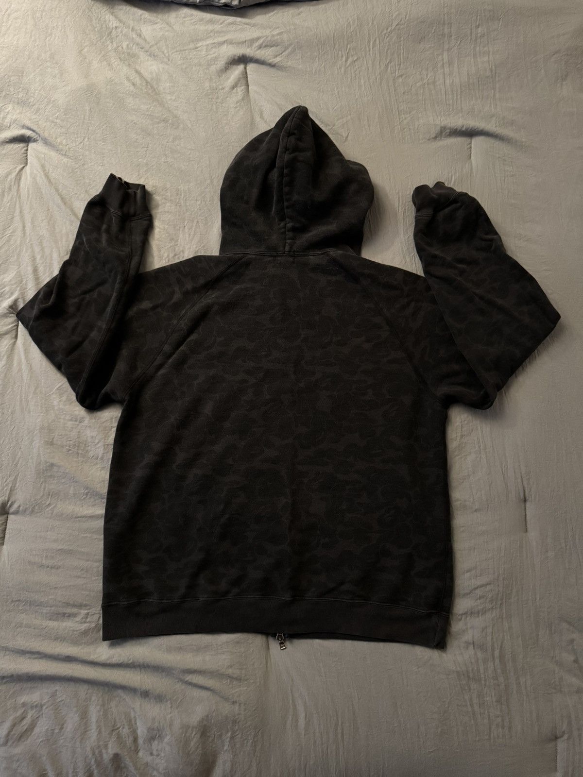 Bape A Bathing Ape Full Zip Solid Camo Hoodie Size US L / EU 52-54 / 3 - 2 Thumbnail