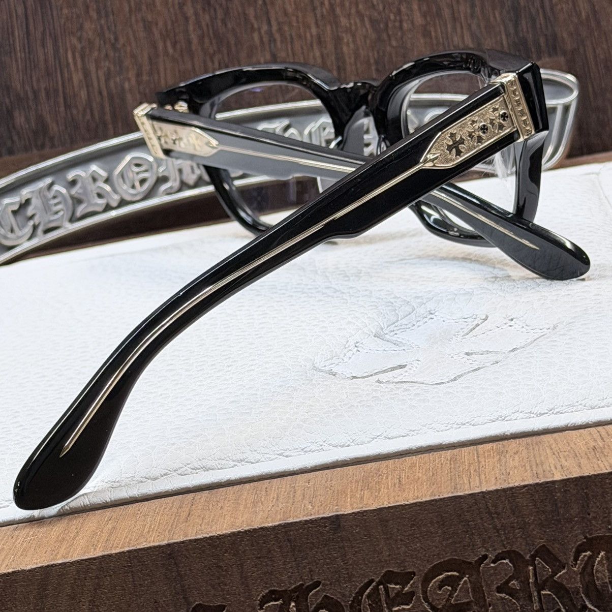 Chrome Hearts Midixathrill II Sunglasses Eyewear Chrome Hearts MIDIXATHRILL II Glasses main image 4