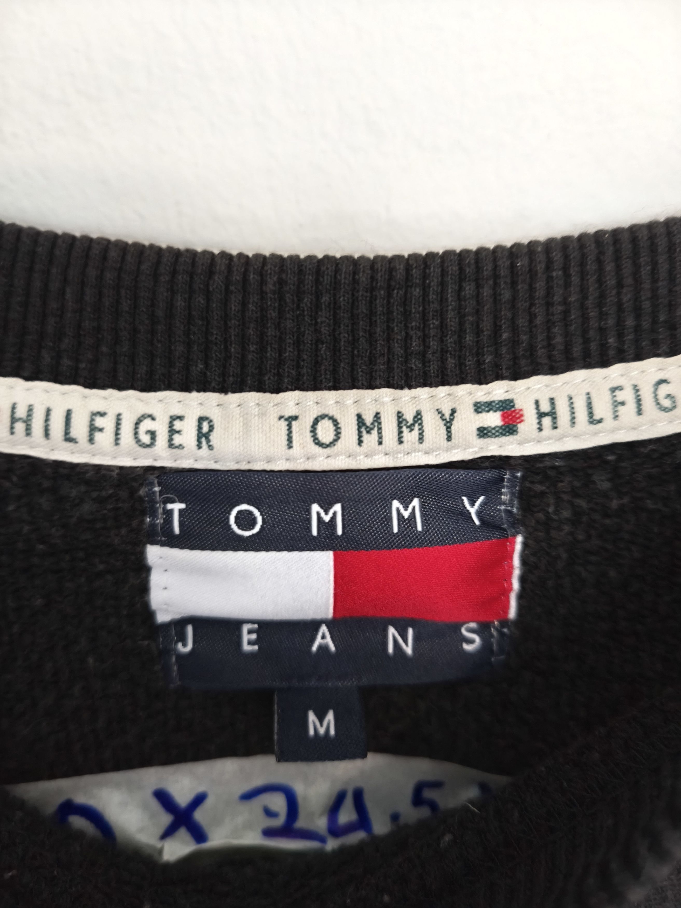 Tommy Hilfiger × Vintage Vintage Tommy Hilfiger Big Logo Sweatshirt Size US M / EU 48-50 / 2 - 3 Thumbnail