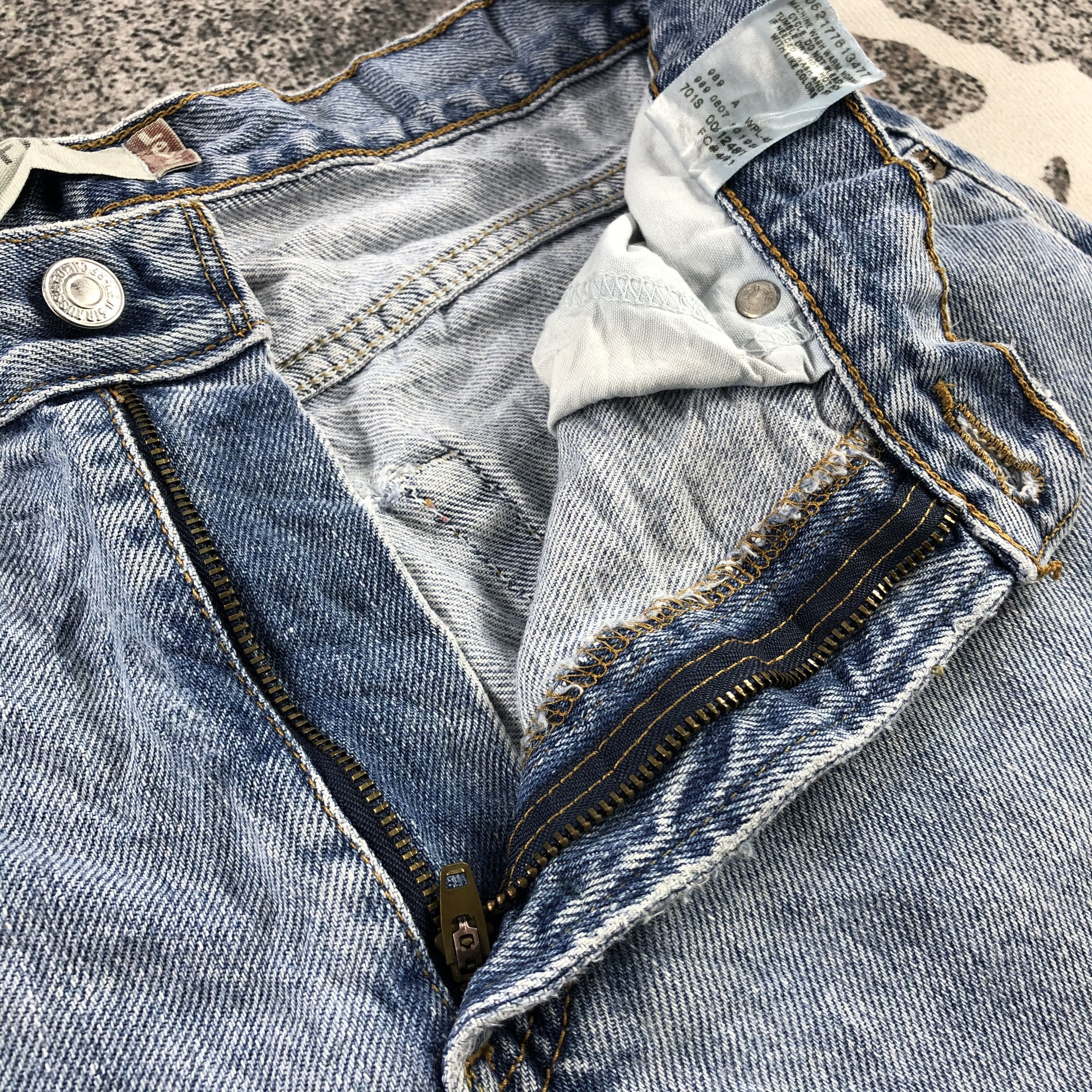 Levi's Vintage Levis 512 Jeans Distressed Denim KJ1075 Size US 32 / EU 48 - 12 Thumbnail