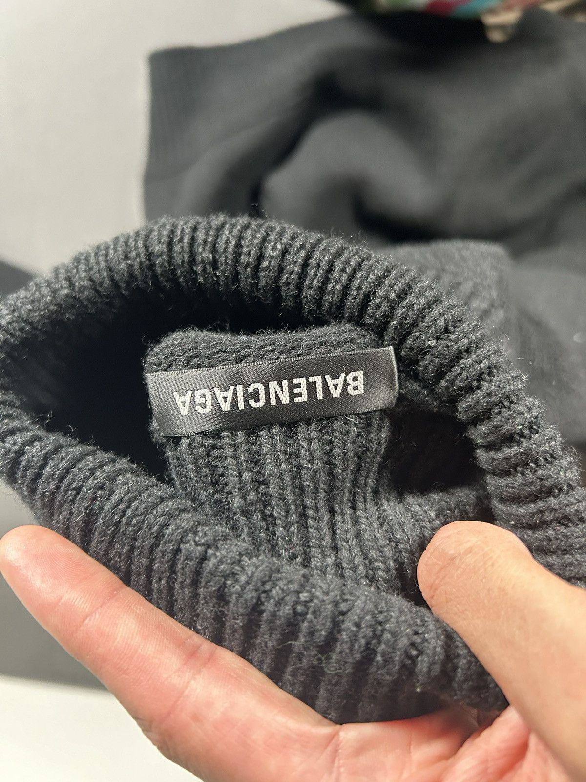 Balenciaga Balenciaga Turtleneck wool knit Size US S / EU 44-46 / 1 - 9 Thumbnail