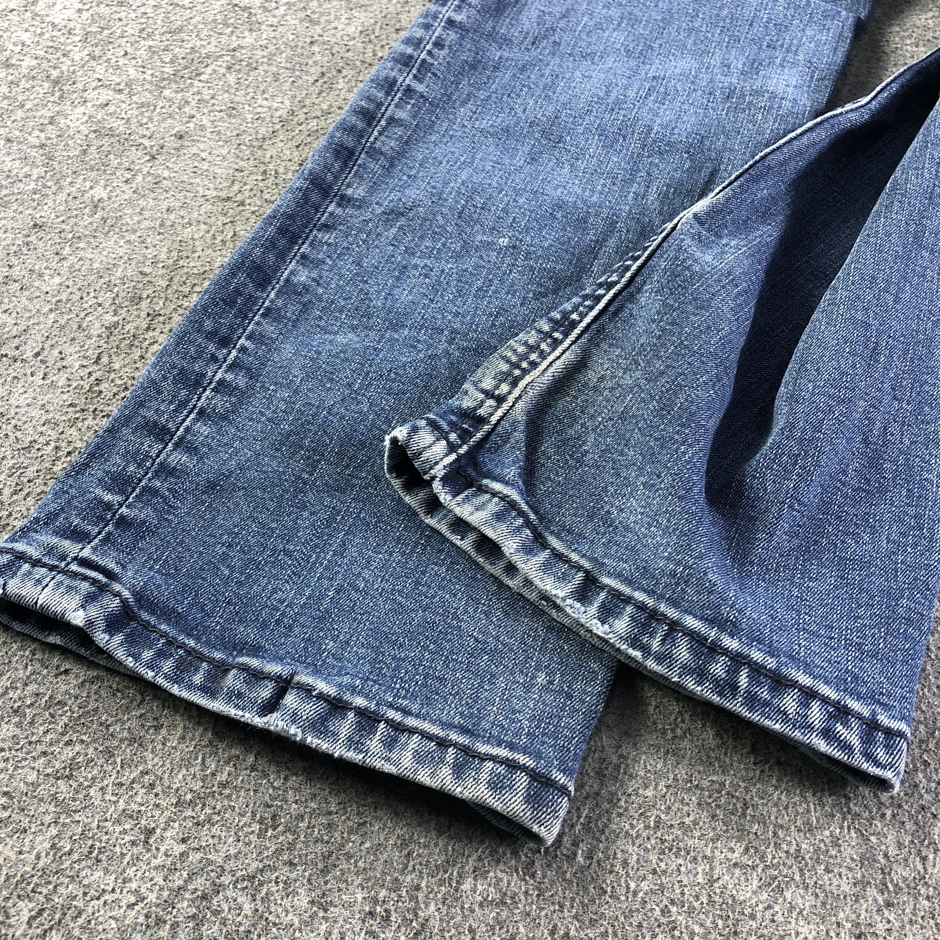 Levi's Vintage Blue Wash Levis Jeans-J4096 Size US 31 - 5 Thumbnail
