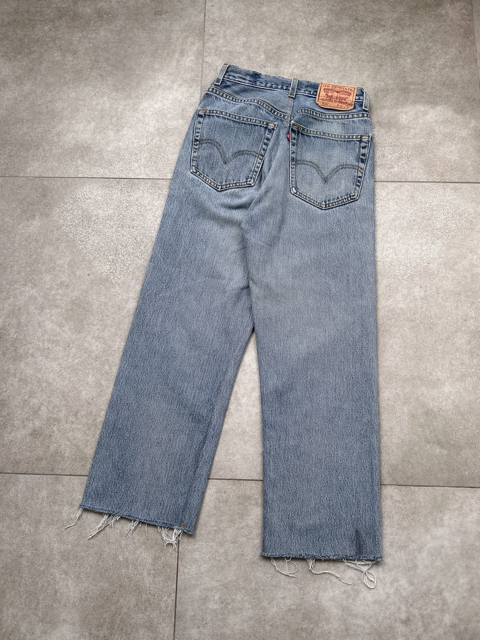 Levi's Vintage Levi's Flared Blue Denim Jeans Size 25" / US 0 / IT 36 - 6 Thumbnail