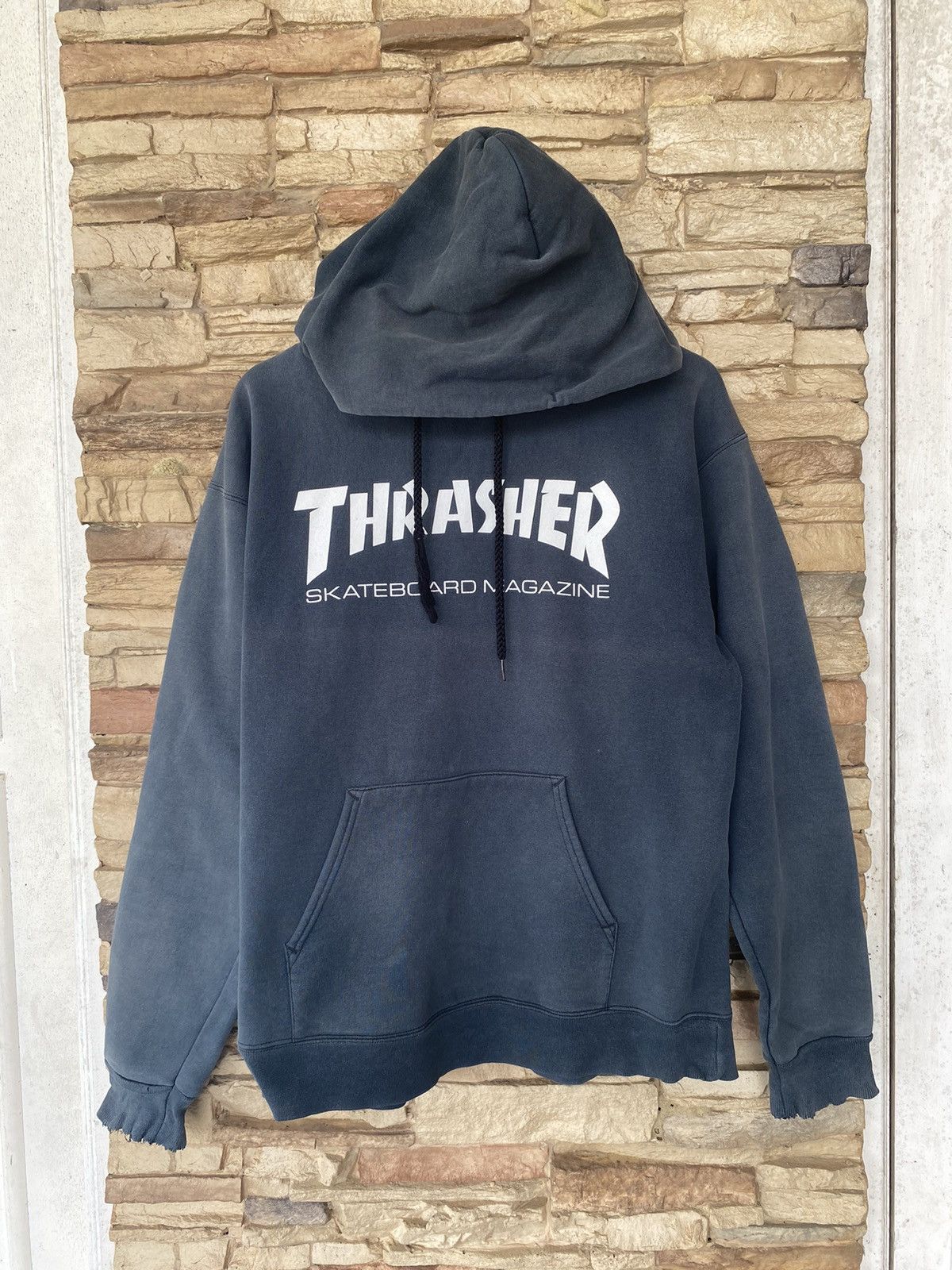 Thrasher × Vintage Vintage Distressed Thrasher Faded Hoodie Thrashed Size US L / EU 52-54 / 3 - 1 Thumbnail