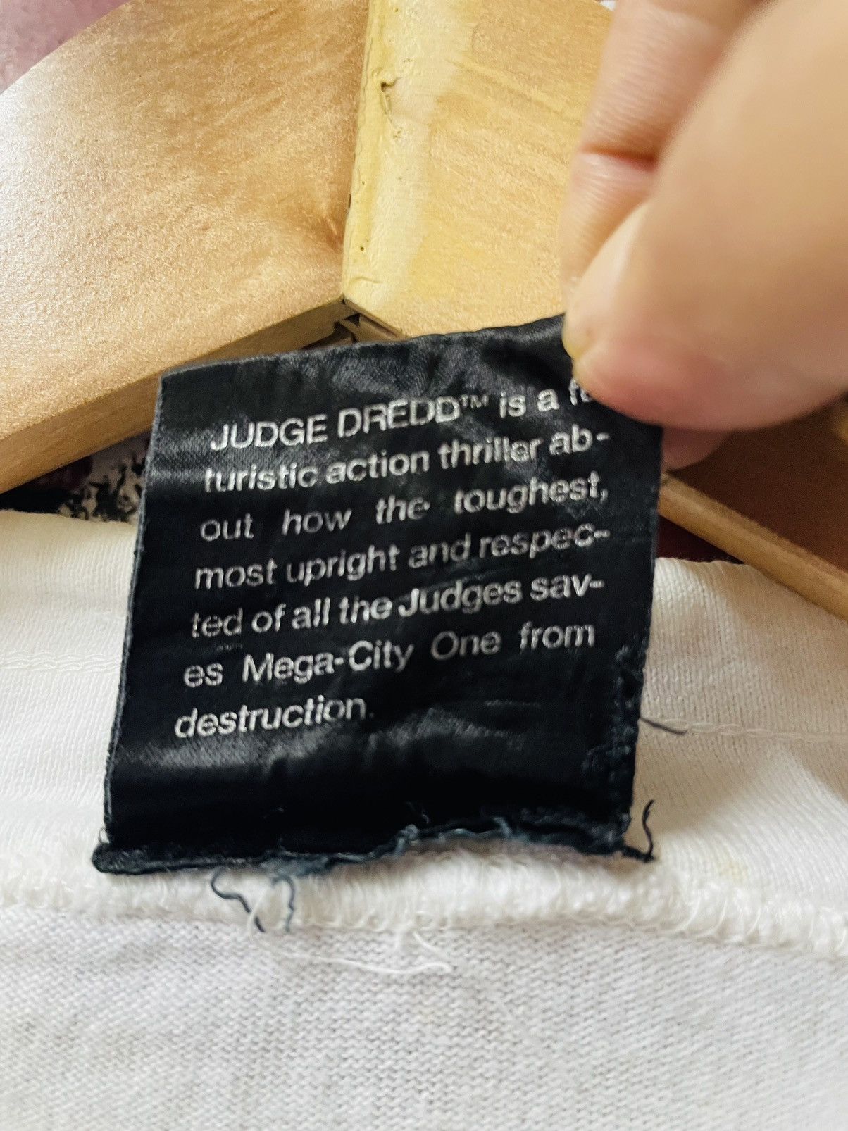 Other VINTAGE MOVIE JUDGE DREDD L/S 1995 TEE Size US L / EU 52-54 / 3 - 7 Thumbnail