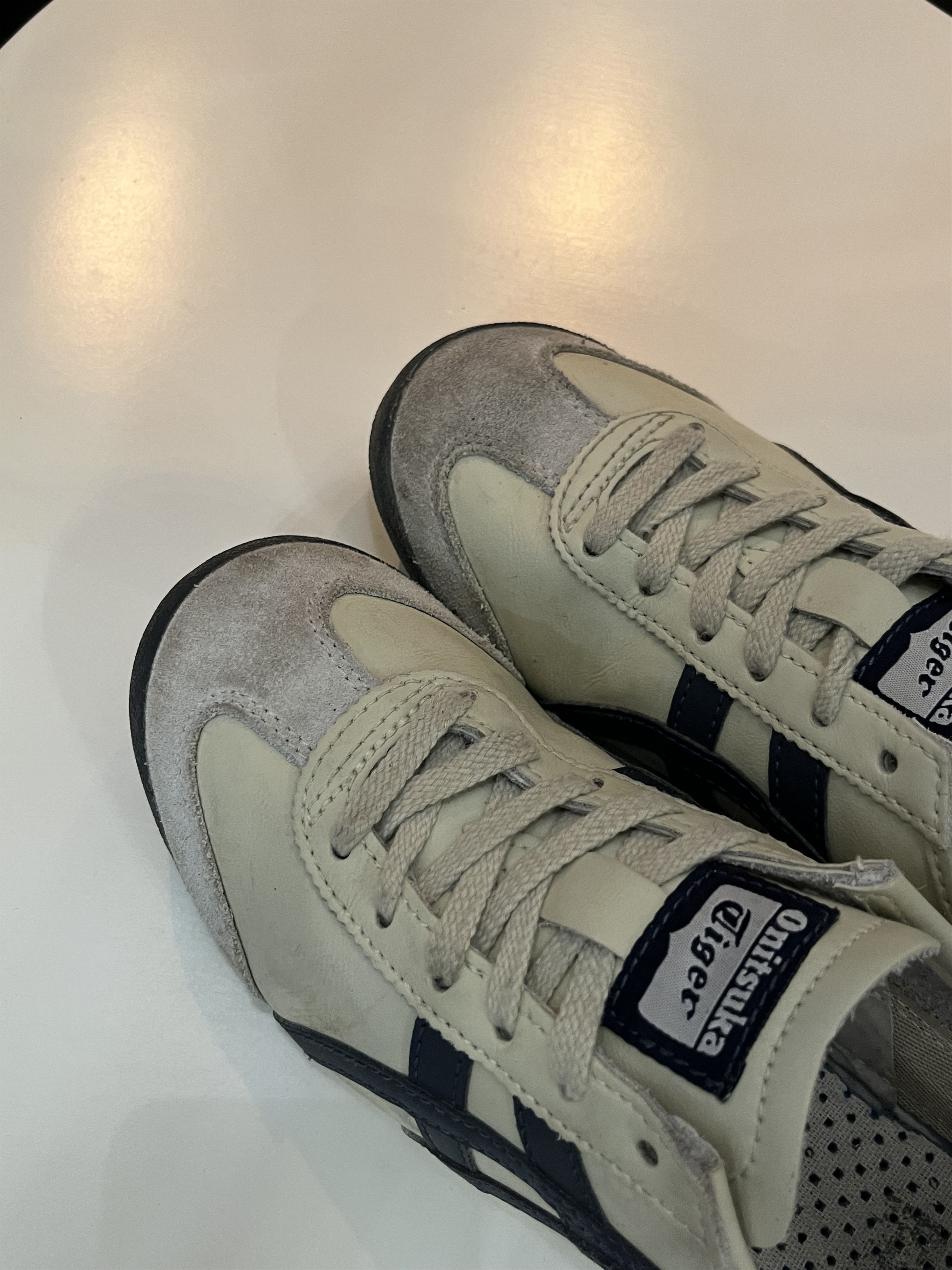Asics 🔥00'ONITSUKA TIGER ASICS MEXICO 66 VINTAGE LEATHER SNEAKERS Size US 7 / IT 37 - 11 Thumbnail