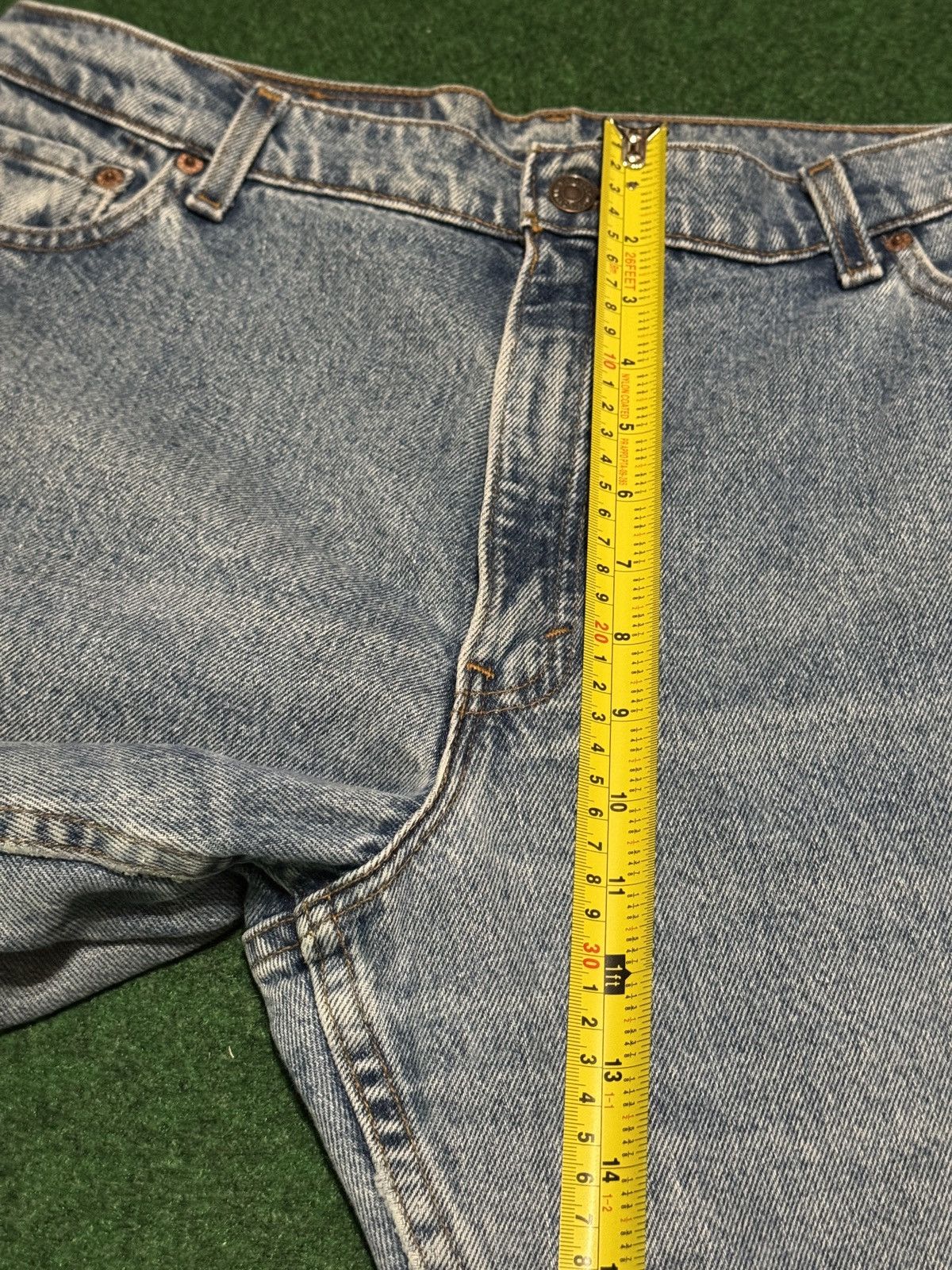 Levi's Vintage Clothing Levis 550 16 90s Relaxed 35x32 Light Wash Tapered Jeans Size 38" / US 16 / IT 52 - 11 Thumbnail
