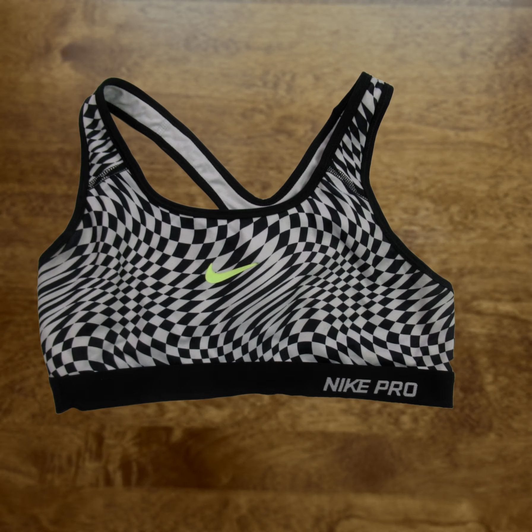 Nike Nike Pro Bra Medium Checkered Support Lightweight Workout Activewear Womens Size ONE SIZE - 1 Thumbnail
