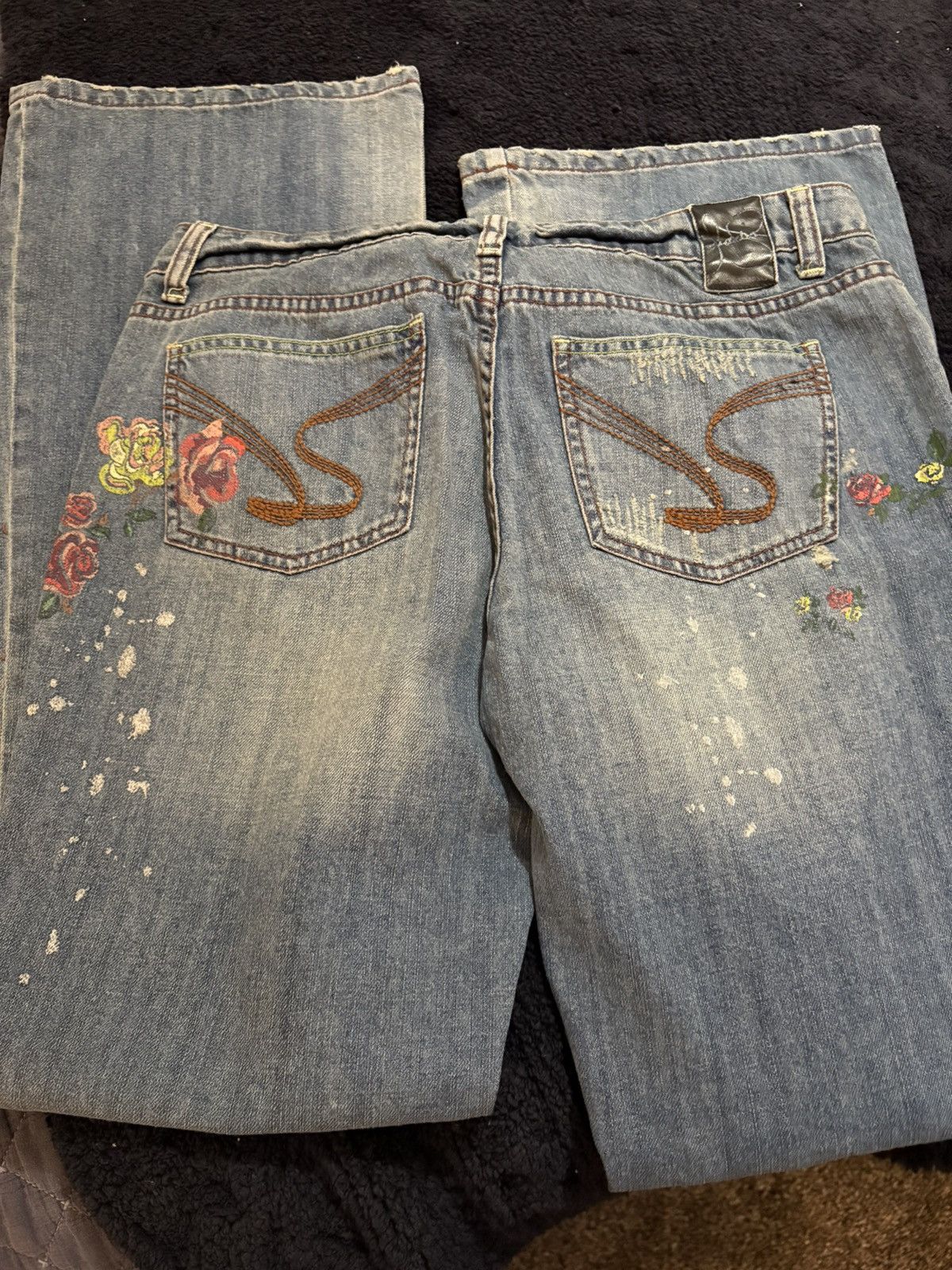 Jessica Simpson Jessica Simpson size 10 distressed denim jeans Size 32" / US 10 / IT 46 - 6 Thumbnail