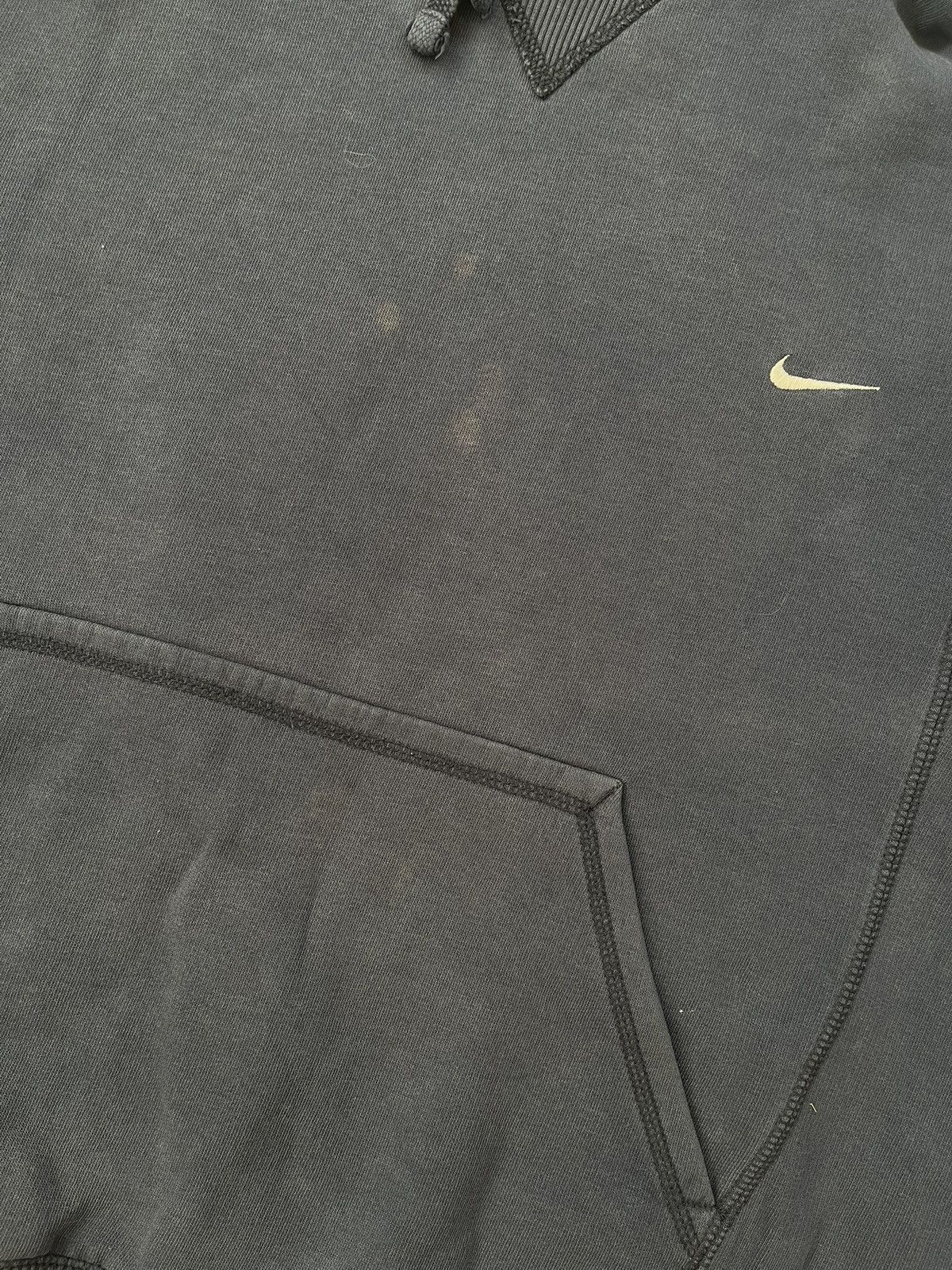 Nike × Vintage 90s Nike Swoosh Vintage Y2K Faded Blank Retro Hoodie Size US S / EU 44-46 / 1 - 6 Thumbnail