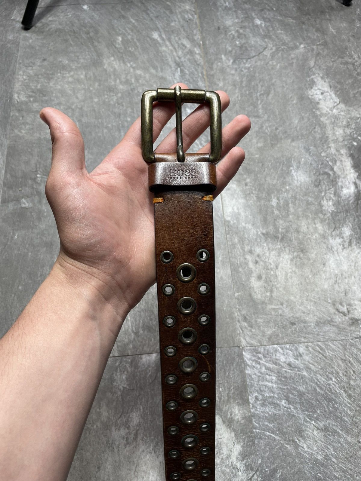 Hugo Boss Hugo Boss Gilbert Grommet Eyelet Leather Belt Made In Italy Size ONE SIZE - 3 Thumbnail