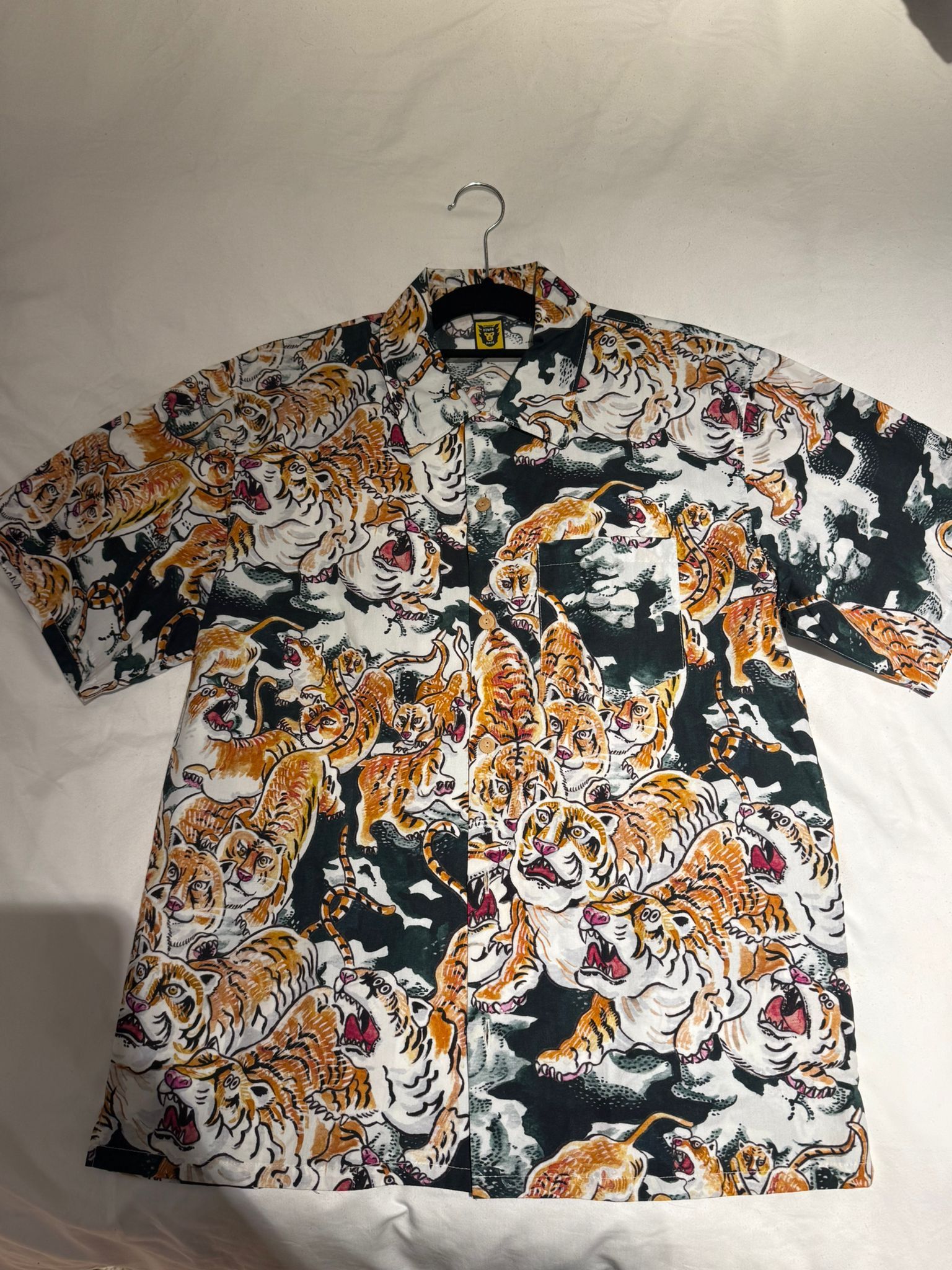 Human Made Human Made Aloha Shirt Tiger Print Size US L / EU 52-54 / 3 - 4 Thumbnail