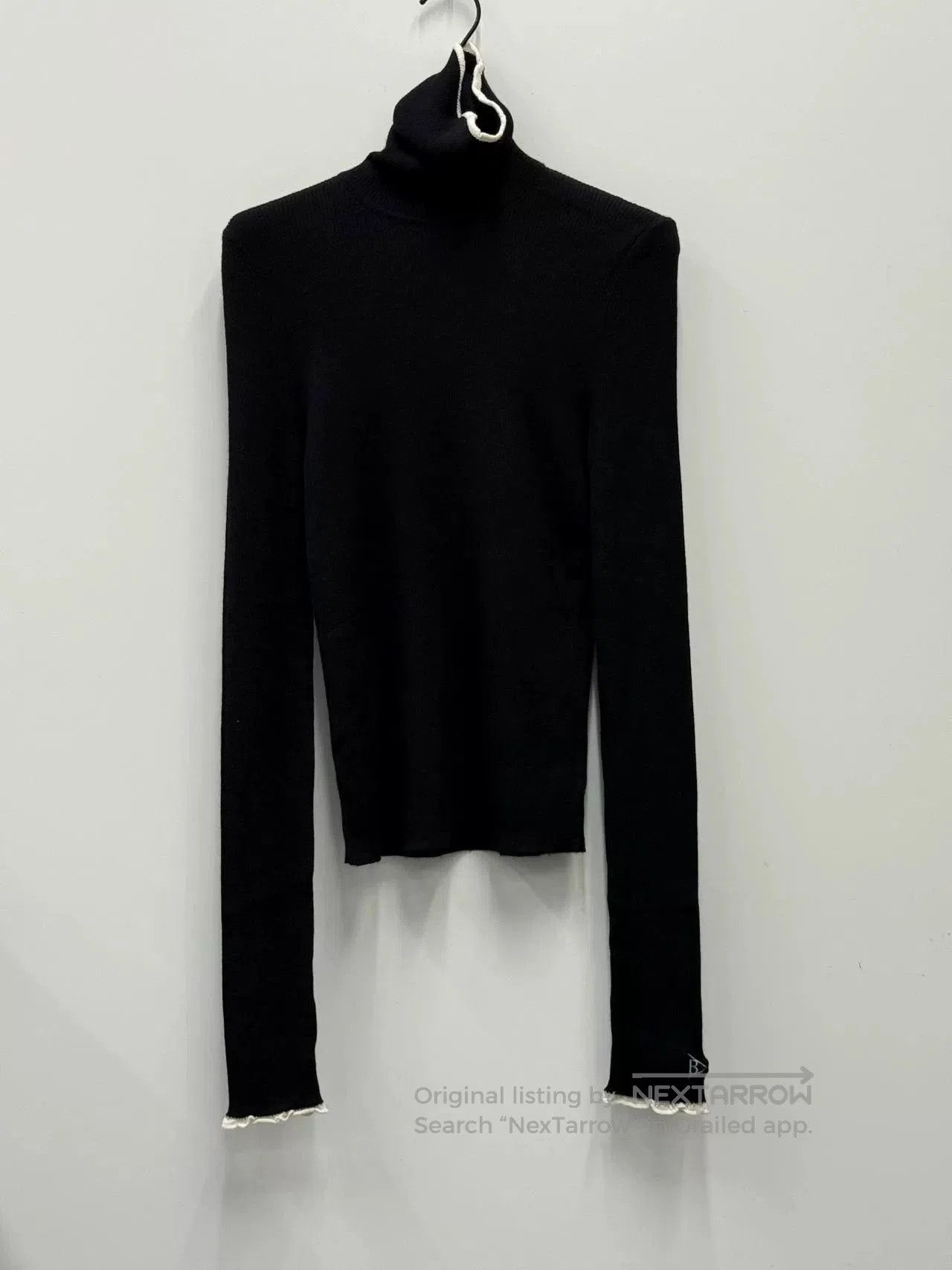 Barrie Black Turtleneck Wool Sweater with Lace Trim. Size L / US 10 / IT 46 - 1 Thumbnail