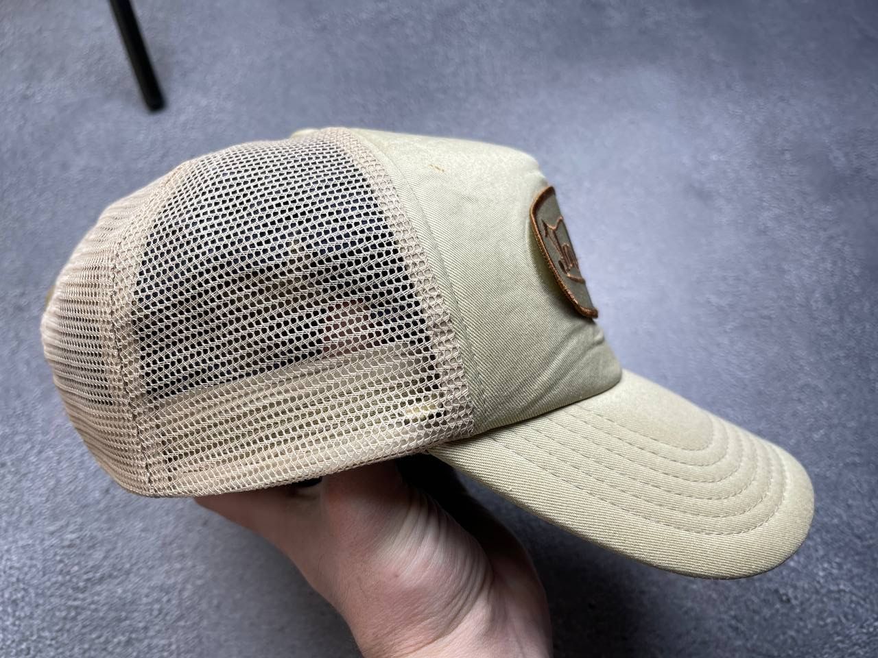 Other RARE Vintage Von Dutch Beige Trucker Hats Cap Size ONE SIZE - 2 Thumbnail