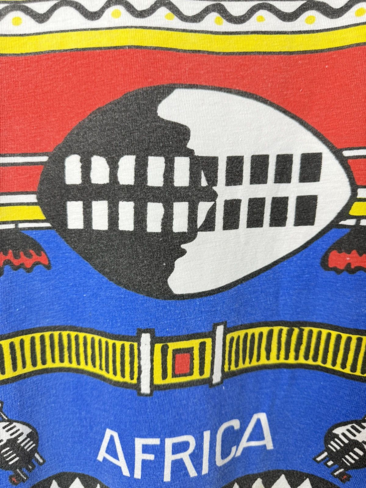 Vintage 80-90’s Rare! Vintage Art Swaziland Africa Boxy T Shirt Size US L / EU 52-54 / 3 - 4 Thumbnail