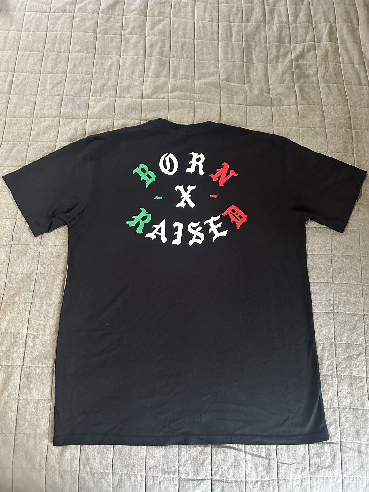BORNxRAISED + UNION FRONTMAN ROCKER TEE BORN X RAISED + UNION LA 