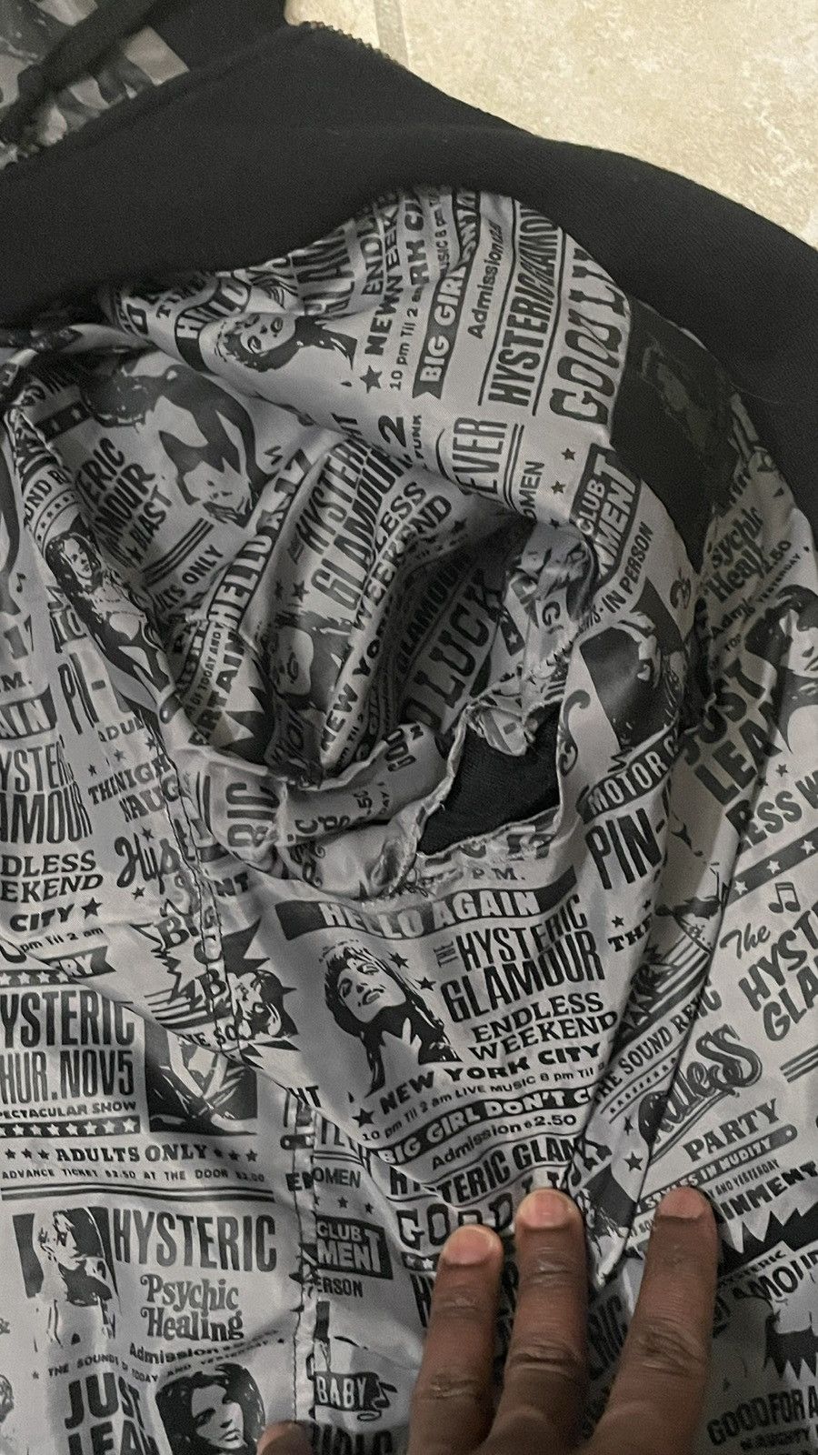 Hysteric Glamour HYSTERIC GLAMOUR Wool Zip-Up Hoodie with Emblem Print Size US M / EU 48-50 / 2 - 6 Thumbnail