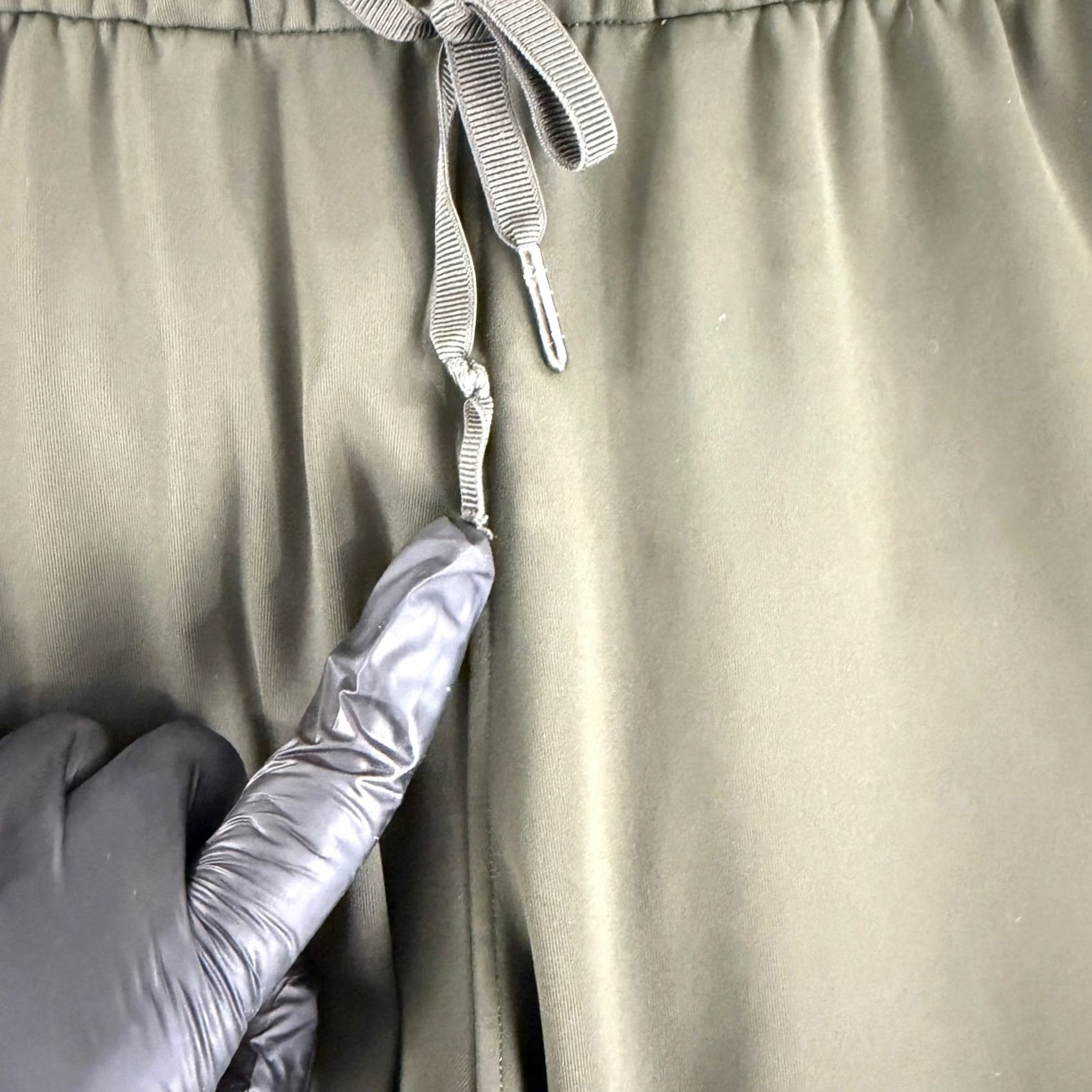 Lululemon Lululemon On The Fly 7/8 Pant Womens 6 Olive Green Luxtreme Drawstring Jogger Size 29" - 3 Thumbnail