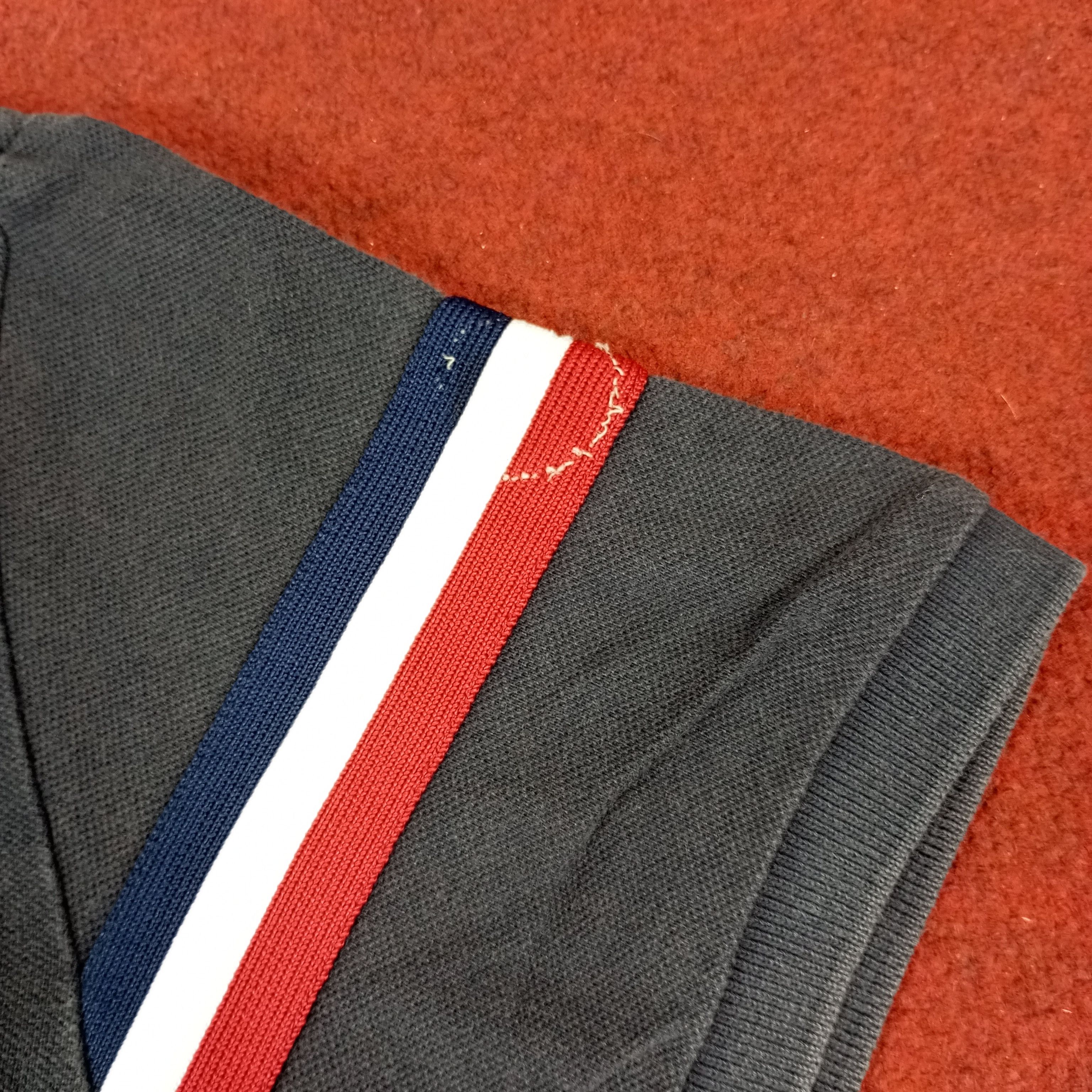 Vintage Moncler Casual Style Polos Size US L / EU 52-54 / 3 - 5 Thumbnail