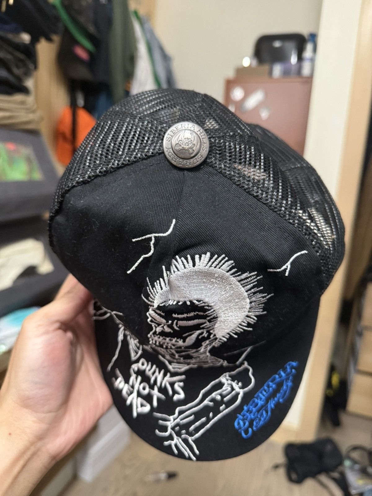 Ed Hardy Like New- Ed Hardy Premium Trucker Hat Size ONE SIZE - 2 Thumbnail