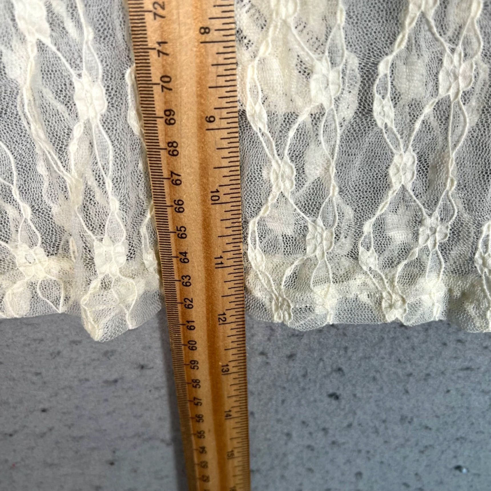 Vintage Out From Under Womens Camisole Tank L Ivory Lace Sheer Spaghetti Strap Top New! Size L / US 10 / IT 46 - 6 Thumbnail