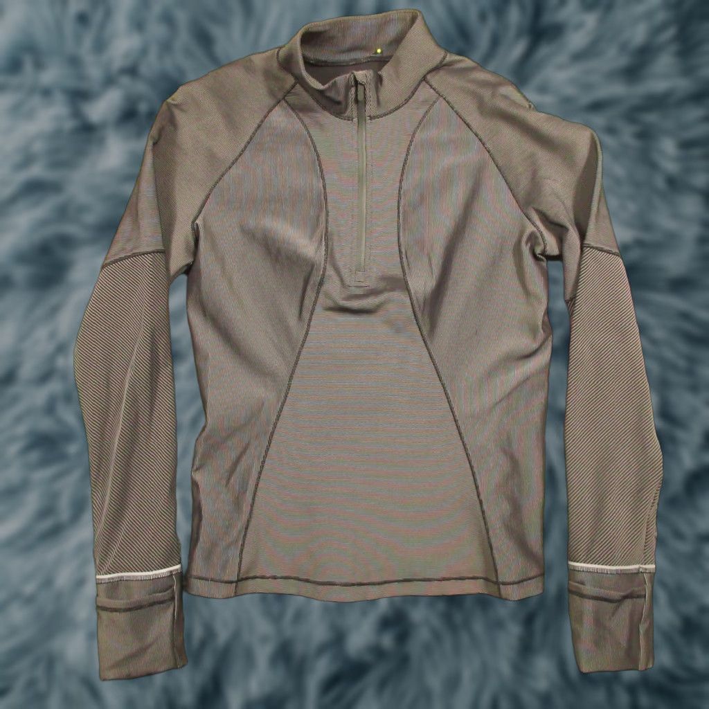Lululemon Lululemon Running Jacket Women 6 Black Reflective Striped Thumb Holes Zip Jacket Track Lightweight Pockets Athletic Size M / US 6-8 / IT 42-44 - 1 Thumbnail