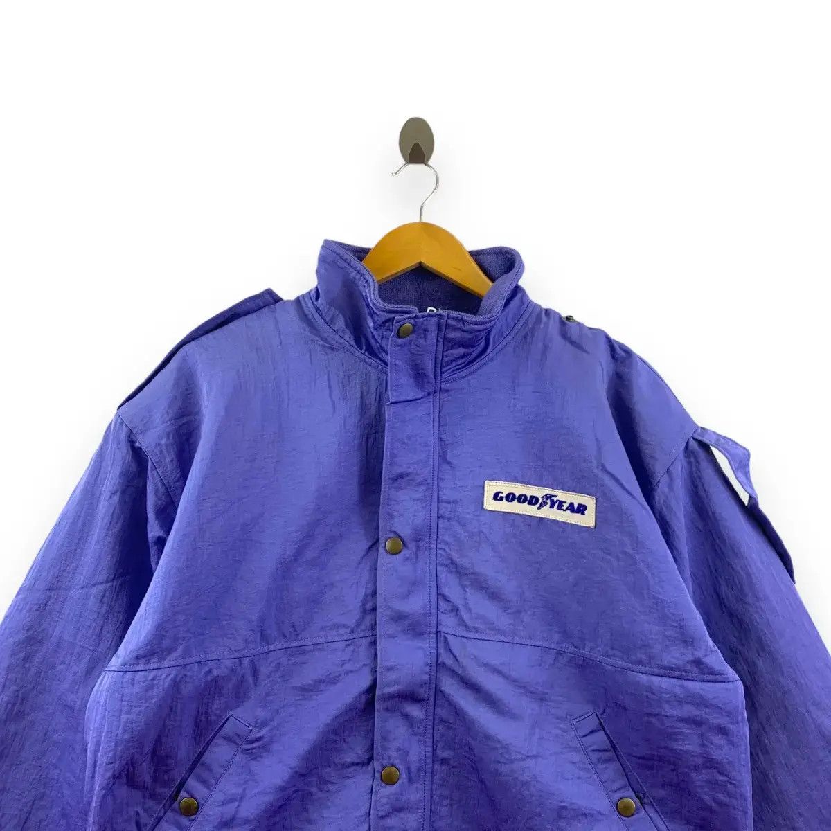 Vintage 80’ GOOD YEAR F1 RACING Eagle Vr Gatorback Jacket