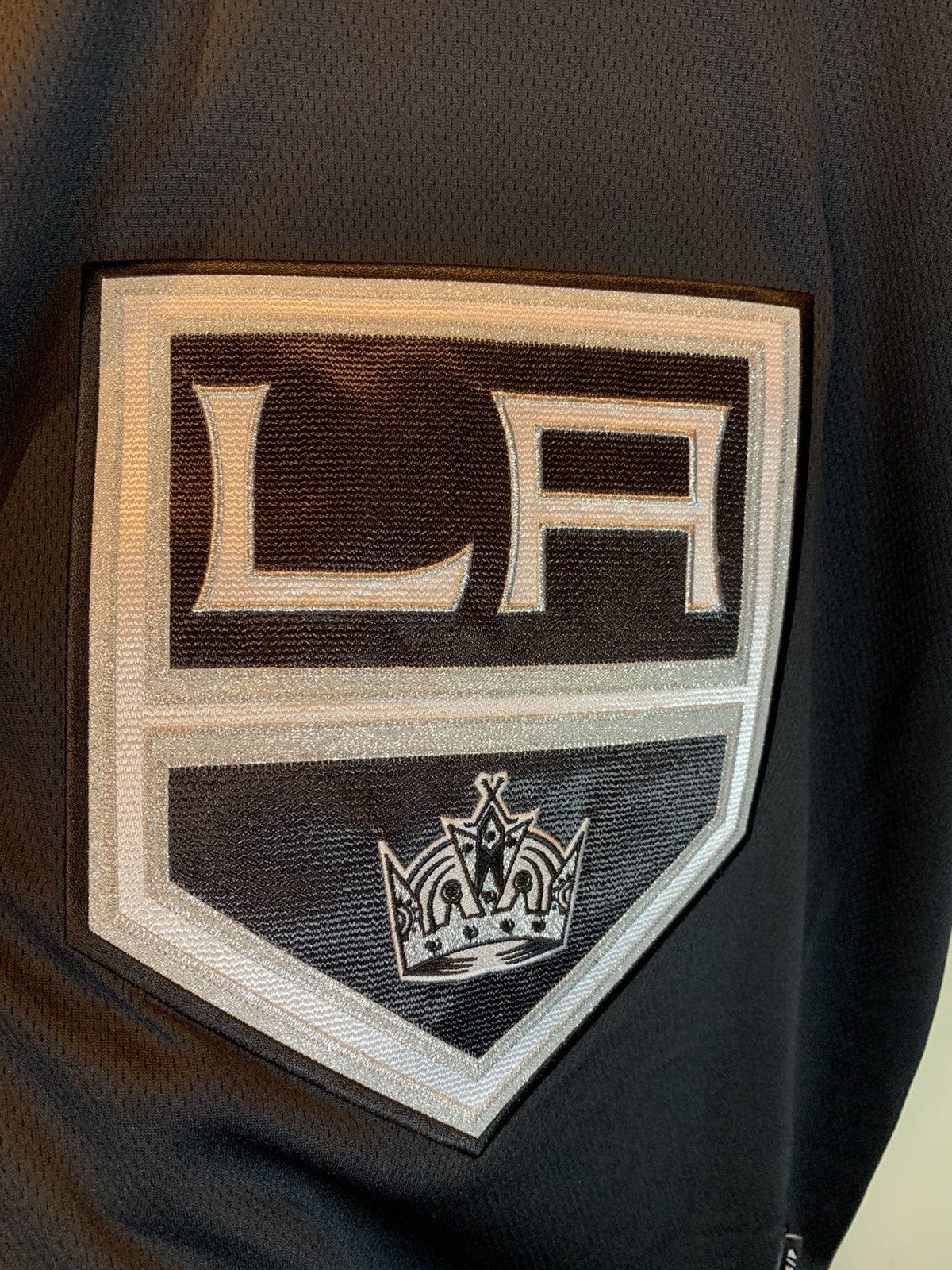NHL *RARE* New Los Angeles LA Kings NHL Hockey Jersey Size US S / EU 44-46 / 1 - 2 Thumbnail
