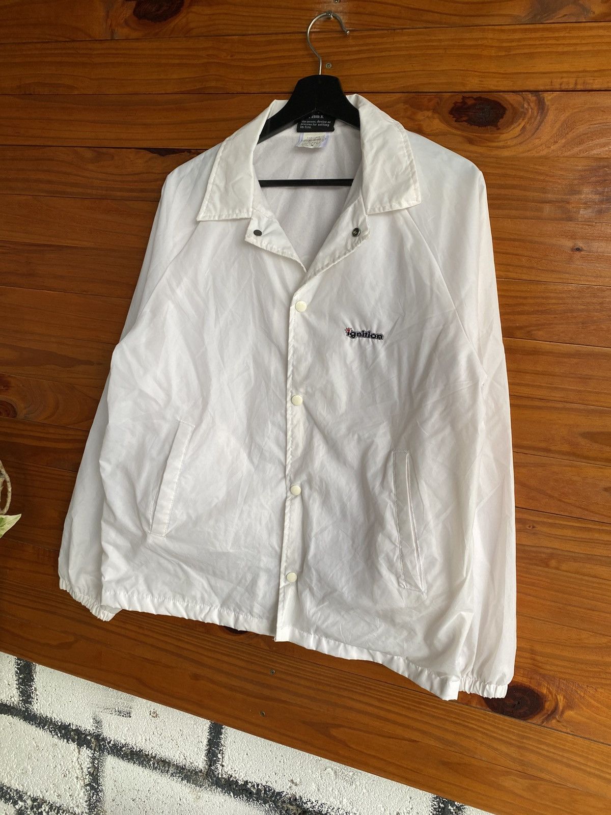 Vintage Vintage Ignition U.S.A Snowboards White Coach Nylon Jacket Size US M / EU 48-50 / 2 - 4 Thumbnail