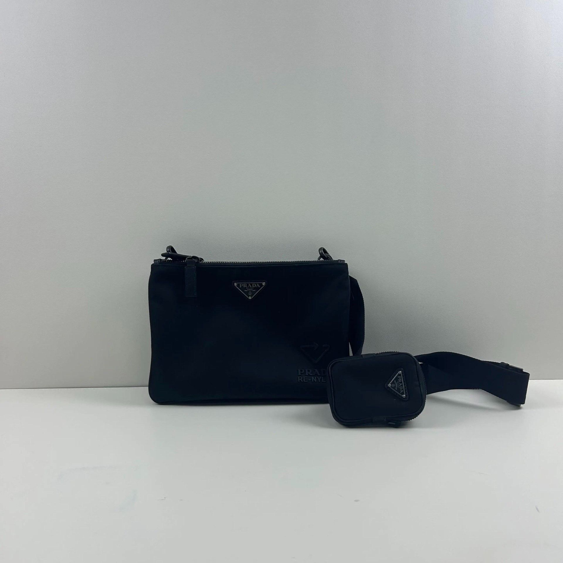 Prada Pre-loved Bag Very good condition Size ONE SIZE - 1 Thumbnail