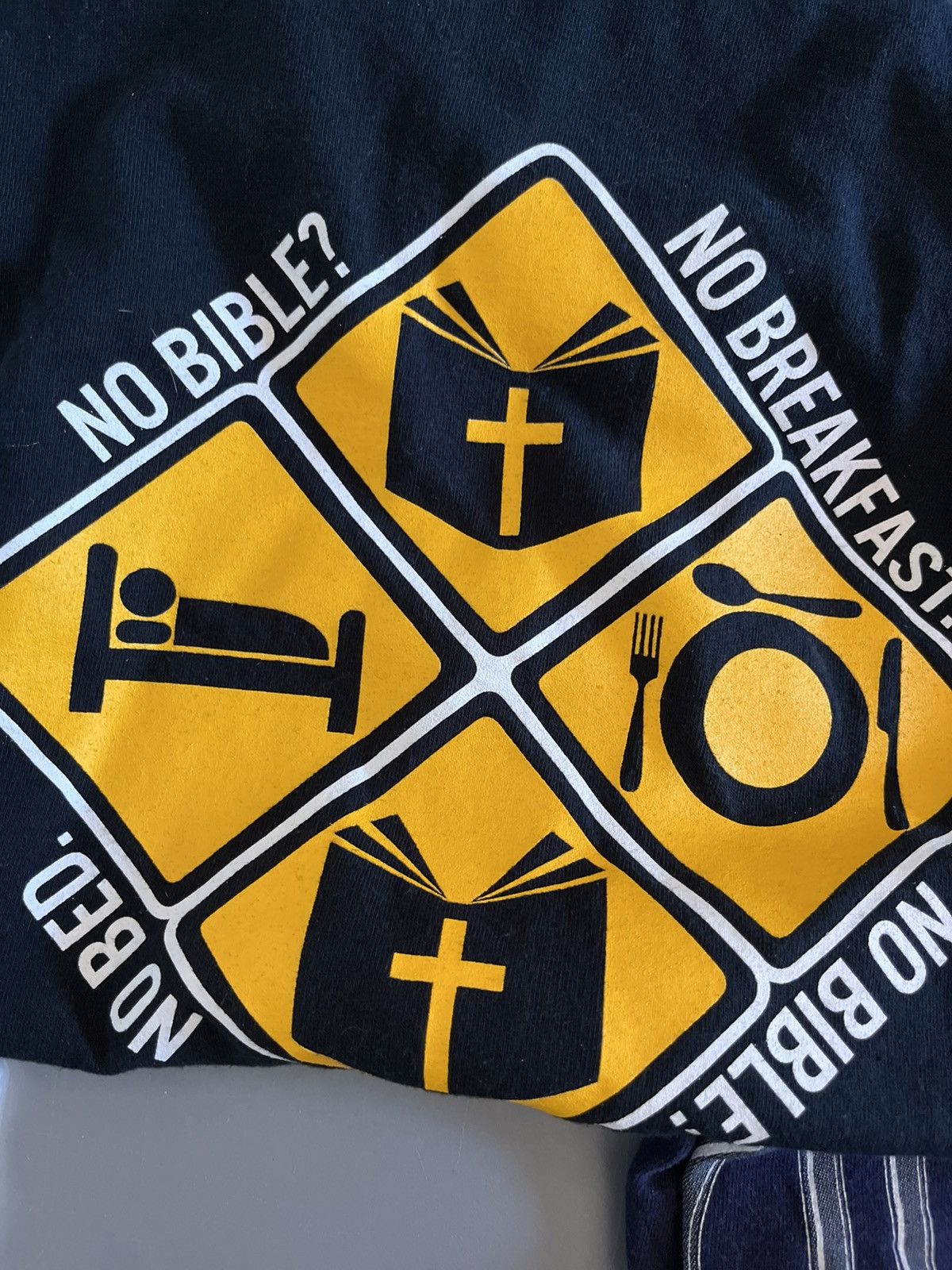 Gildan vintage 2000s y2k jesus 3 shirt bundle xl god religion Size US XL / EU 56 / 4 - 3 Thumbnail