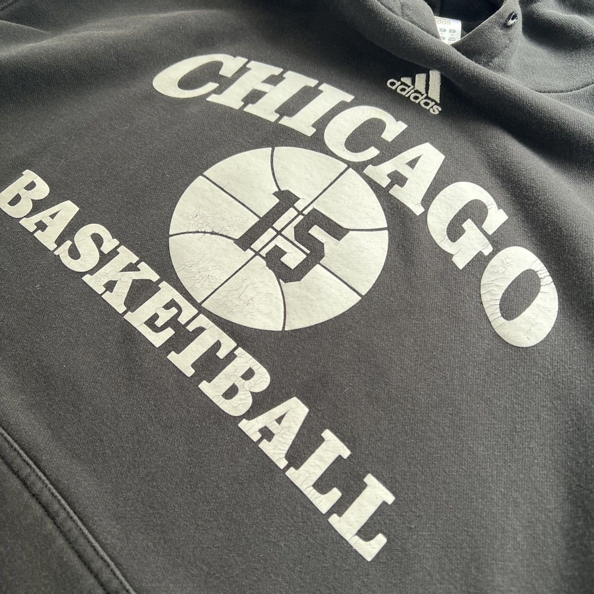 Adidas Adidas Chicago Bulls Basketball Mens Black Hooded Sweatshirt Size US XL / EU 56 / 4 - 10 Thumbnail