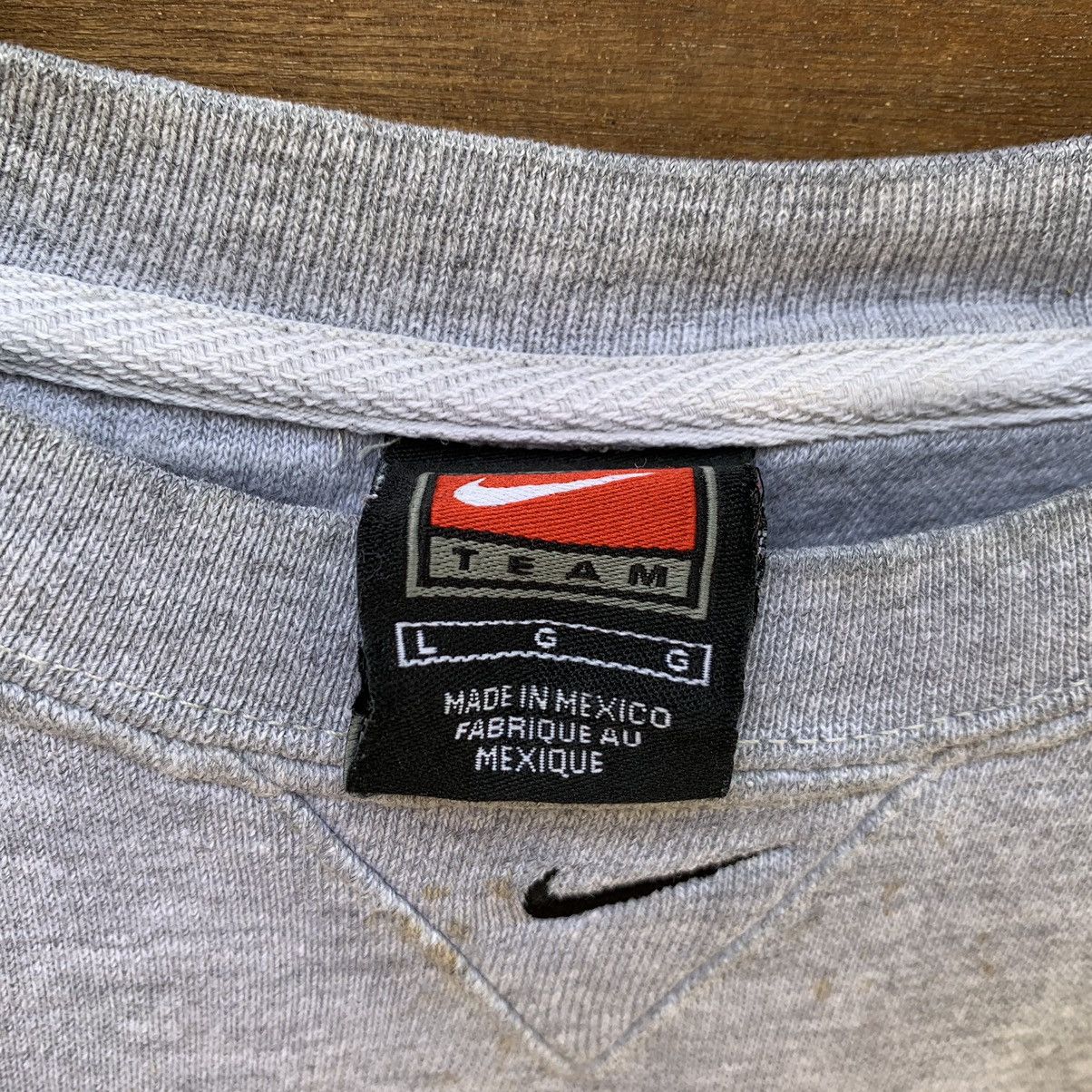 Nike Vintage Nike George Fox Basketball University Sweatshirt Size US L / EU 52-54 / 3 - 9 Thumbnail