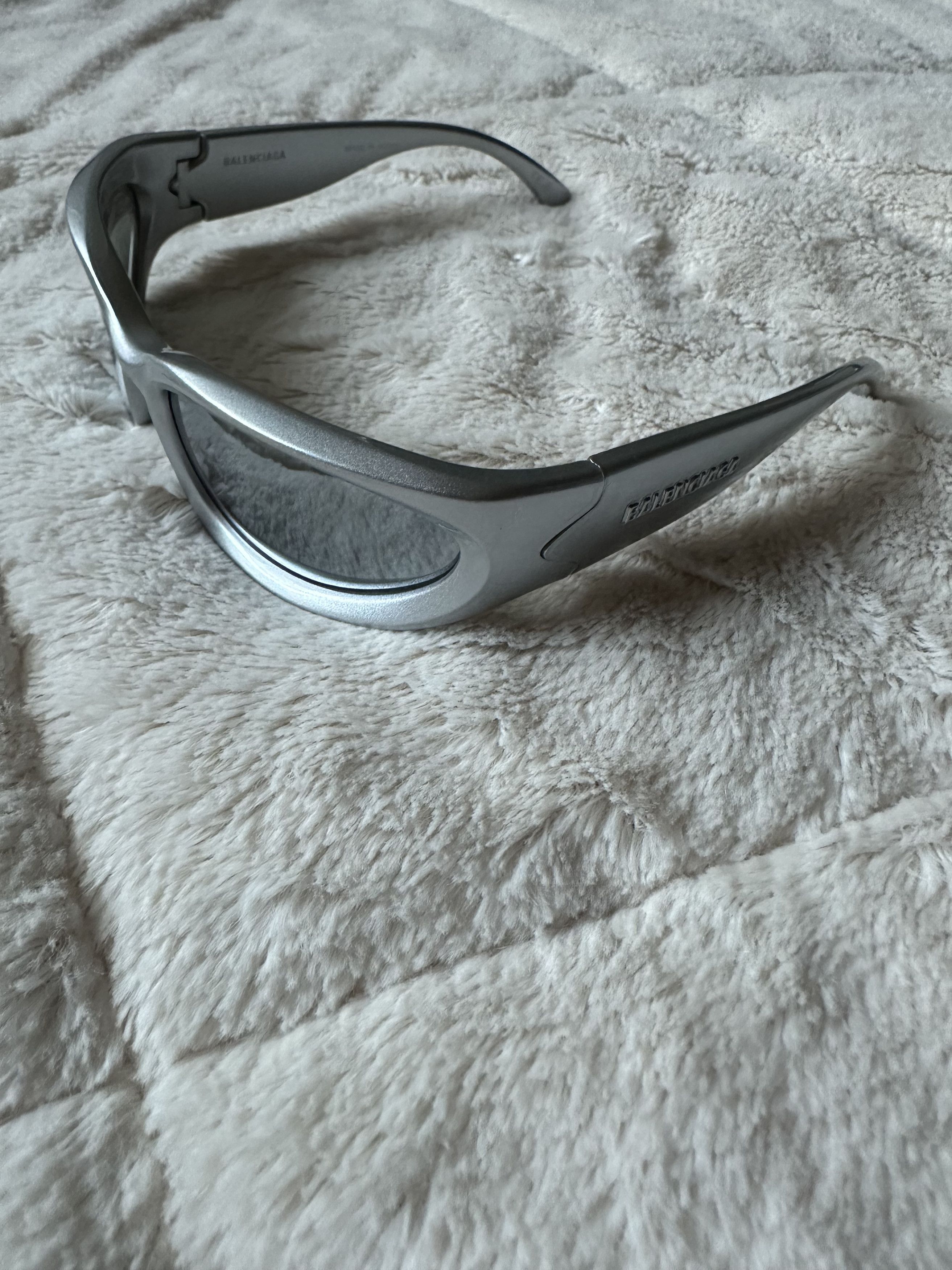 Balenciaga Balenciaga Swift Oval Sunglasses Size ONE SIZE - 3 Thumbnail