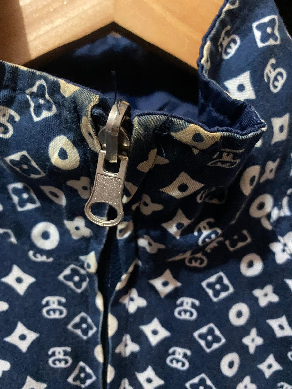 Louis Vuitton × Stussy × Vintage Vintage Stussy Monogram Reversible Jacket Size US XL / EU 56 / 4 - 4 Thumbnail